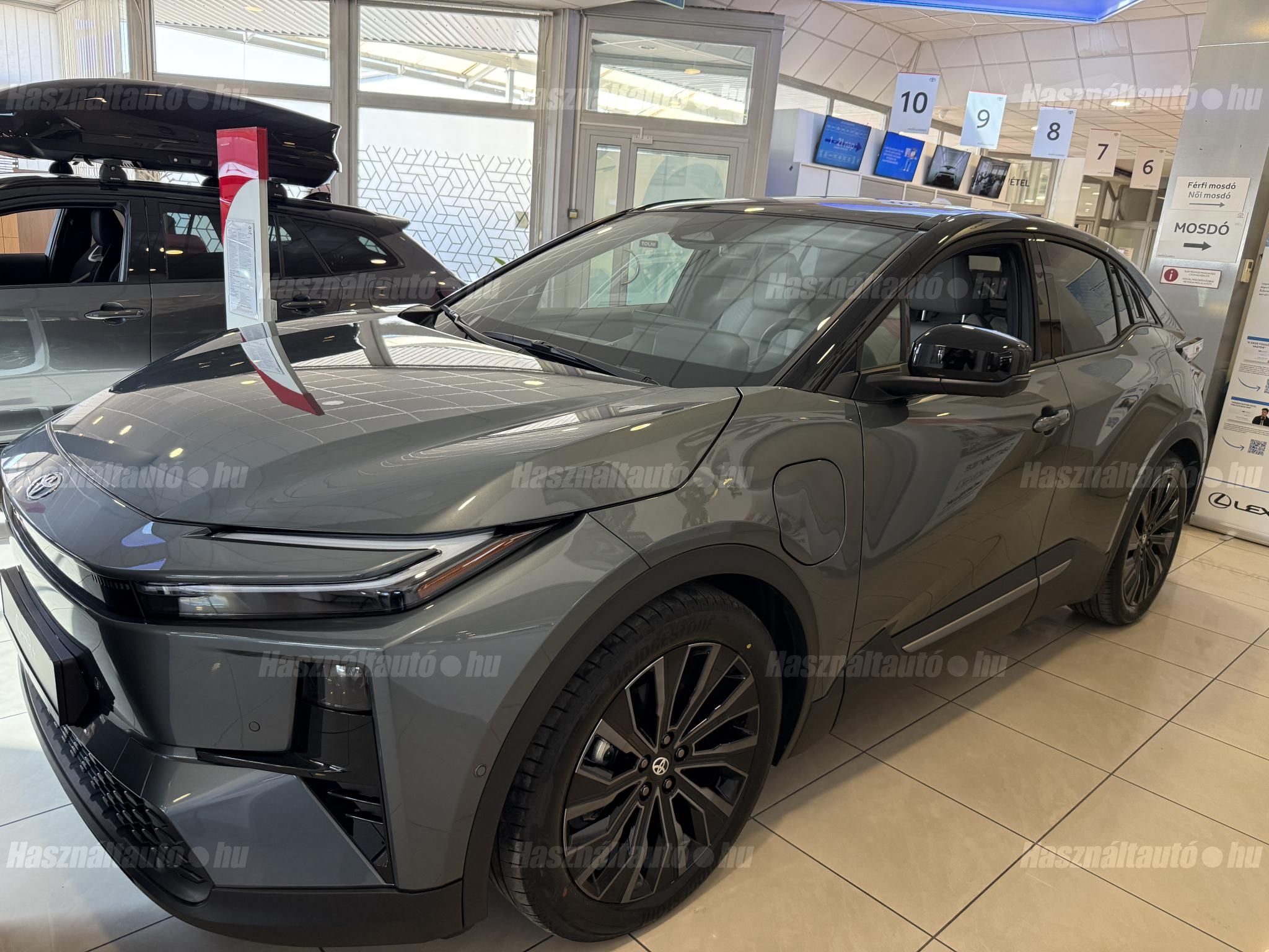 TOYOTA C-HR 2026 - 1