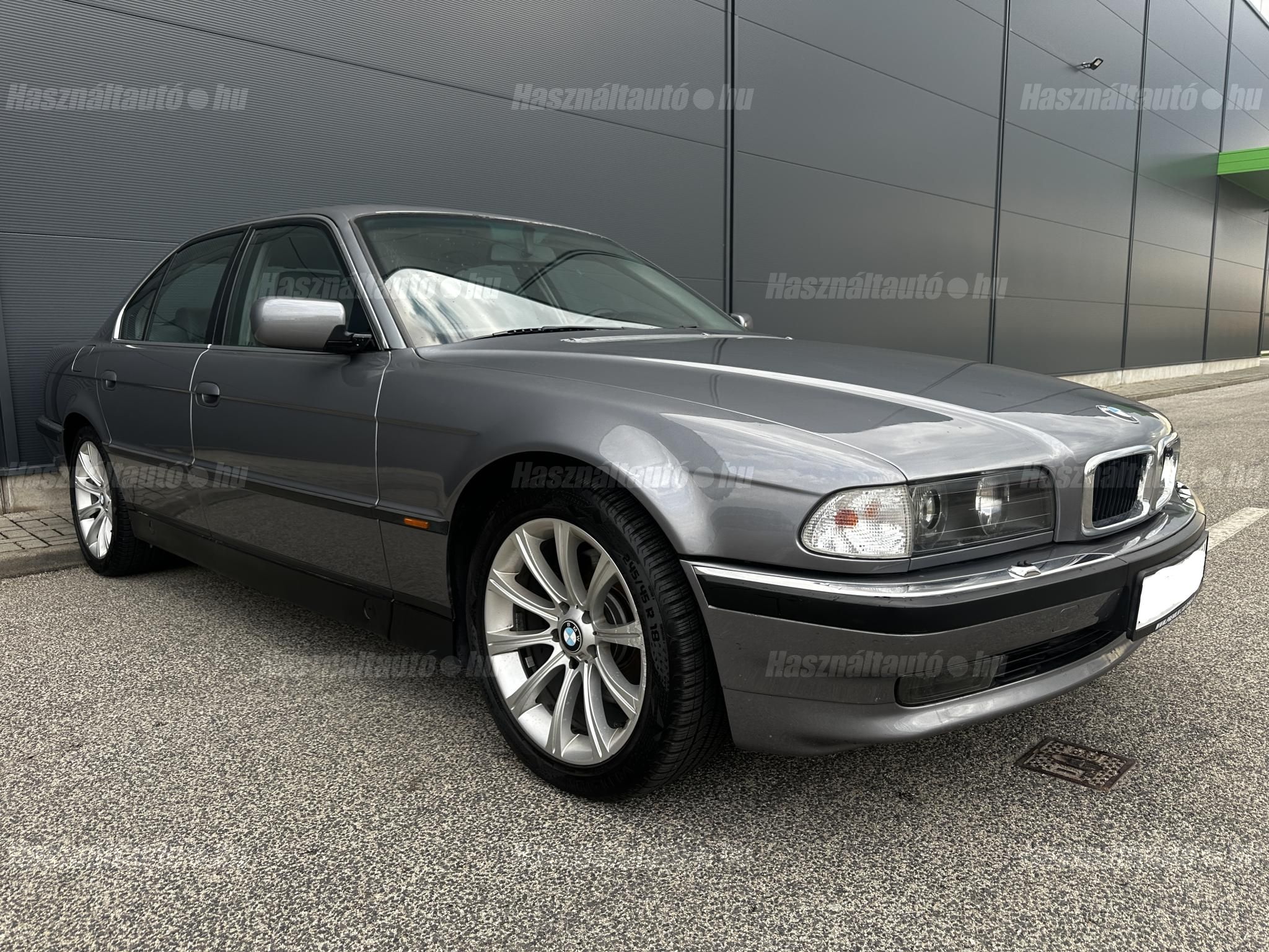 BMW 750 1994 - 1