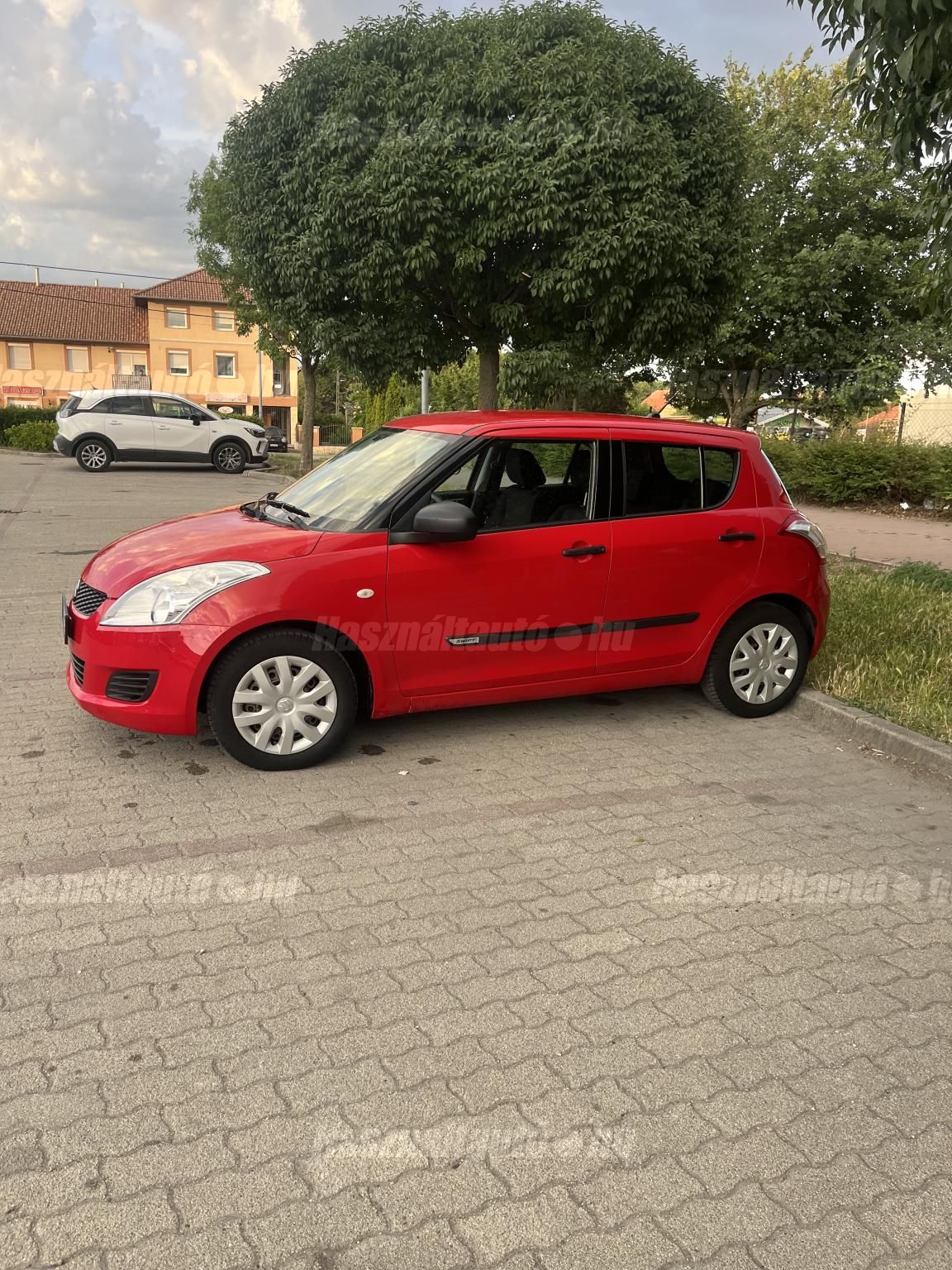 SUZUKI SWIFT 2012/7 - 1
