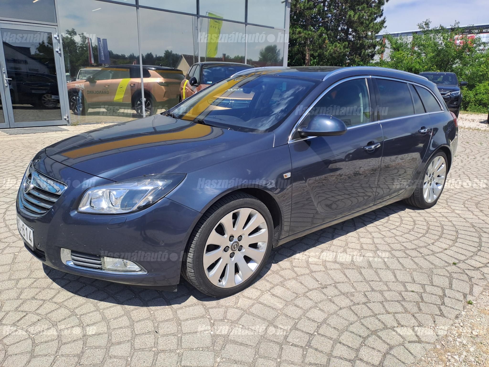 OPEL INSIGNIA 2011/2 - 1