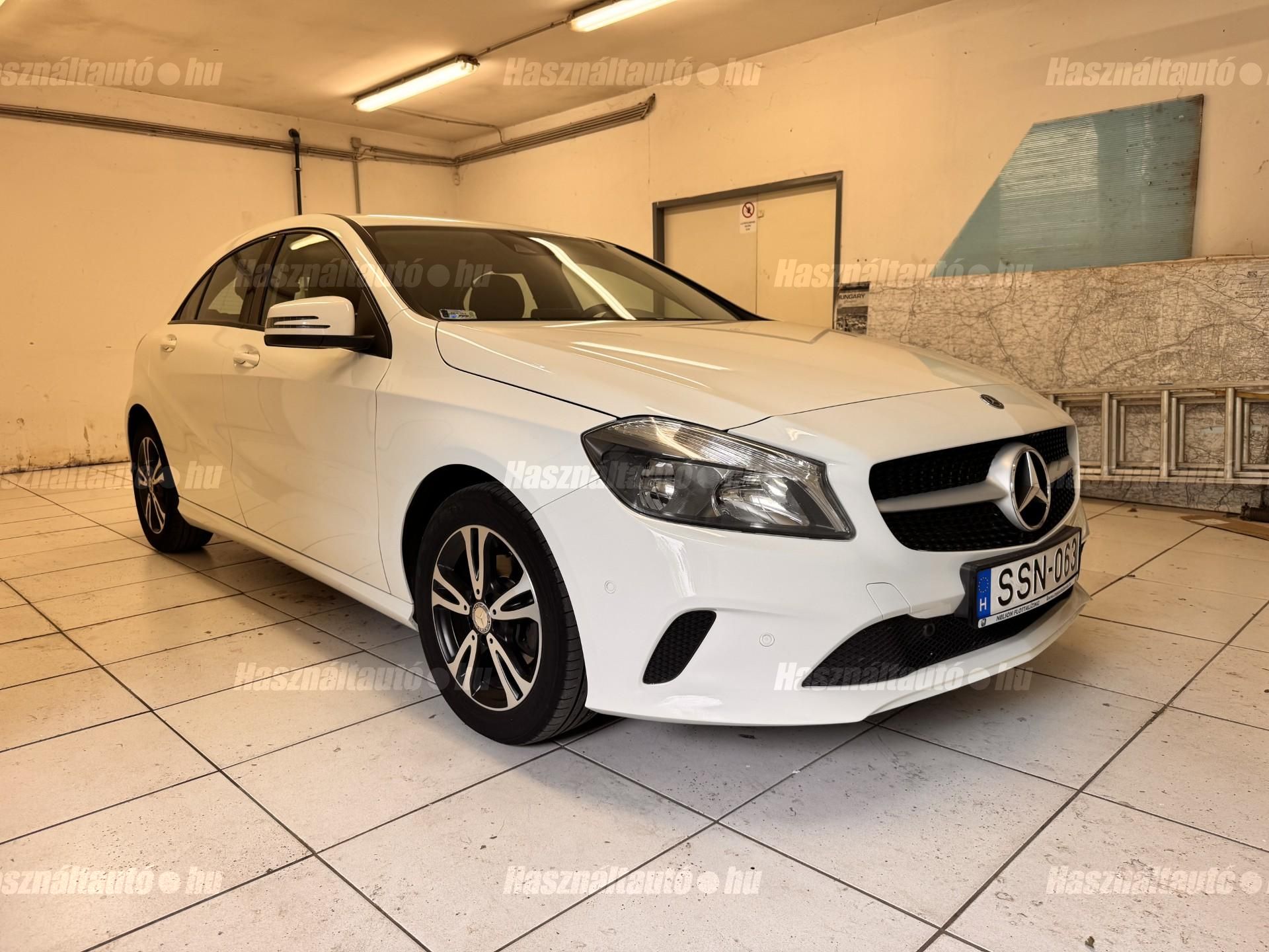 MERCEDES-BENZ A 180 2018/1 - 1