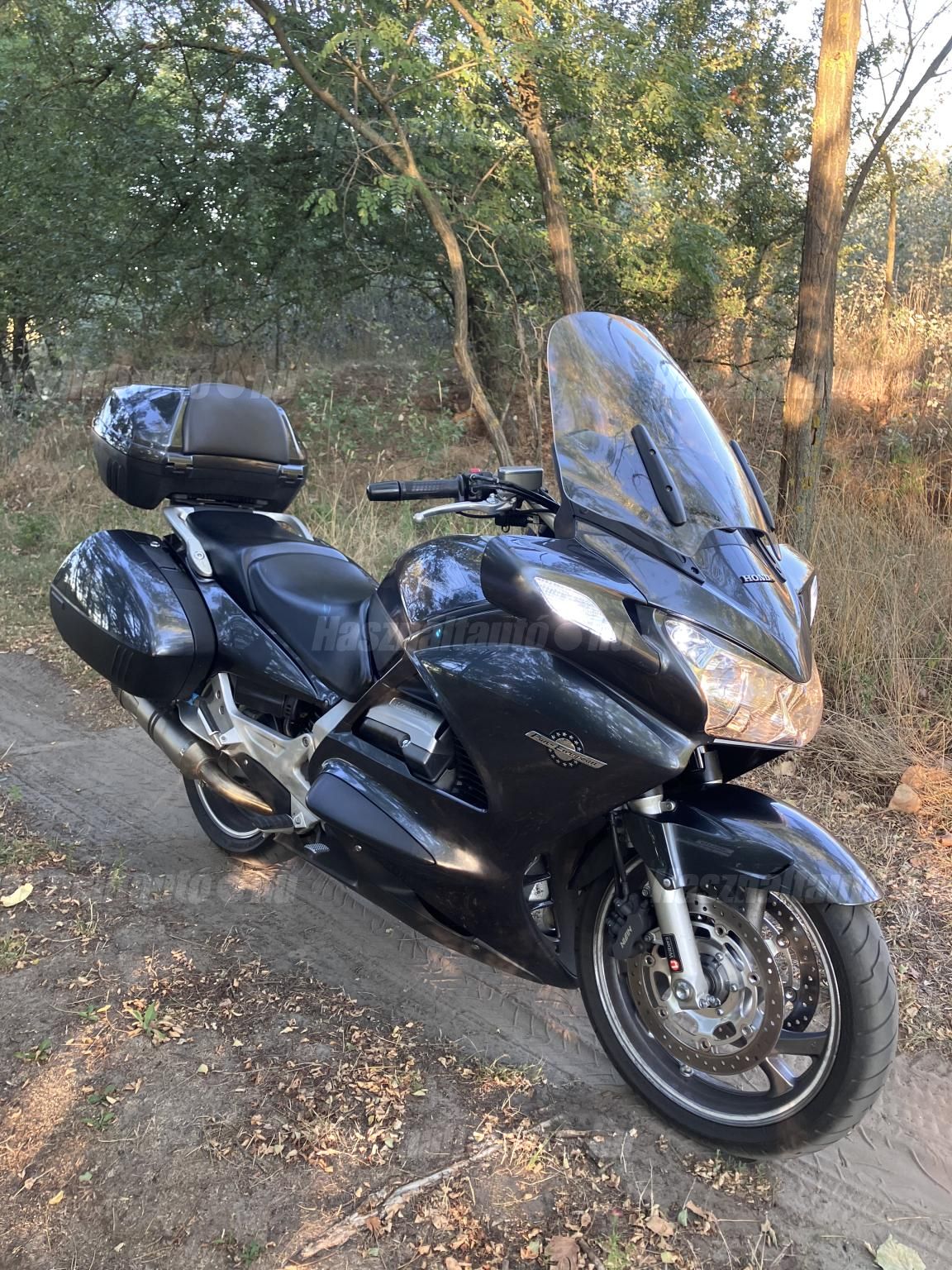 HONDA ST 1300 PAN EUROPEAN 2008/6 - 1