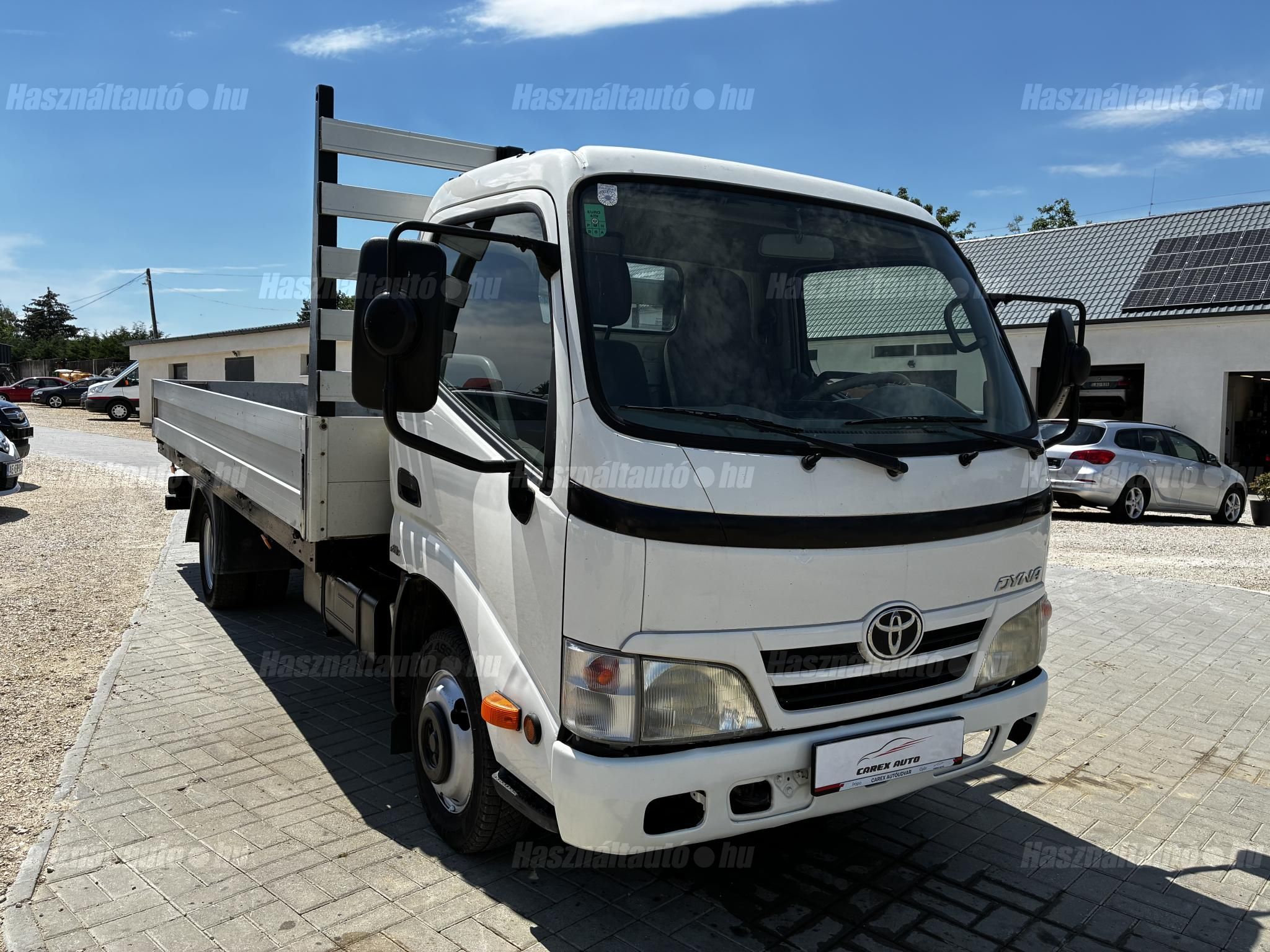 TOYOTA DYNA 2010/9 - 1