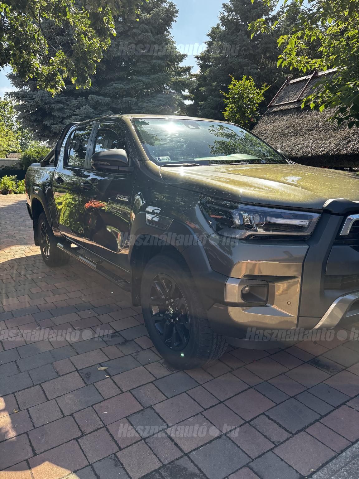 TOYOTA HILUX 2023/4 - 1