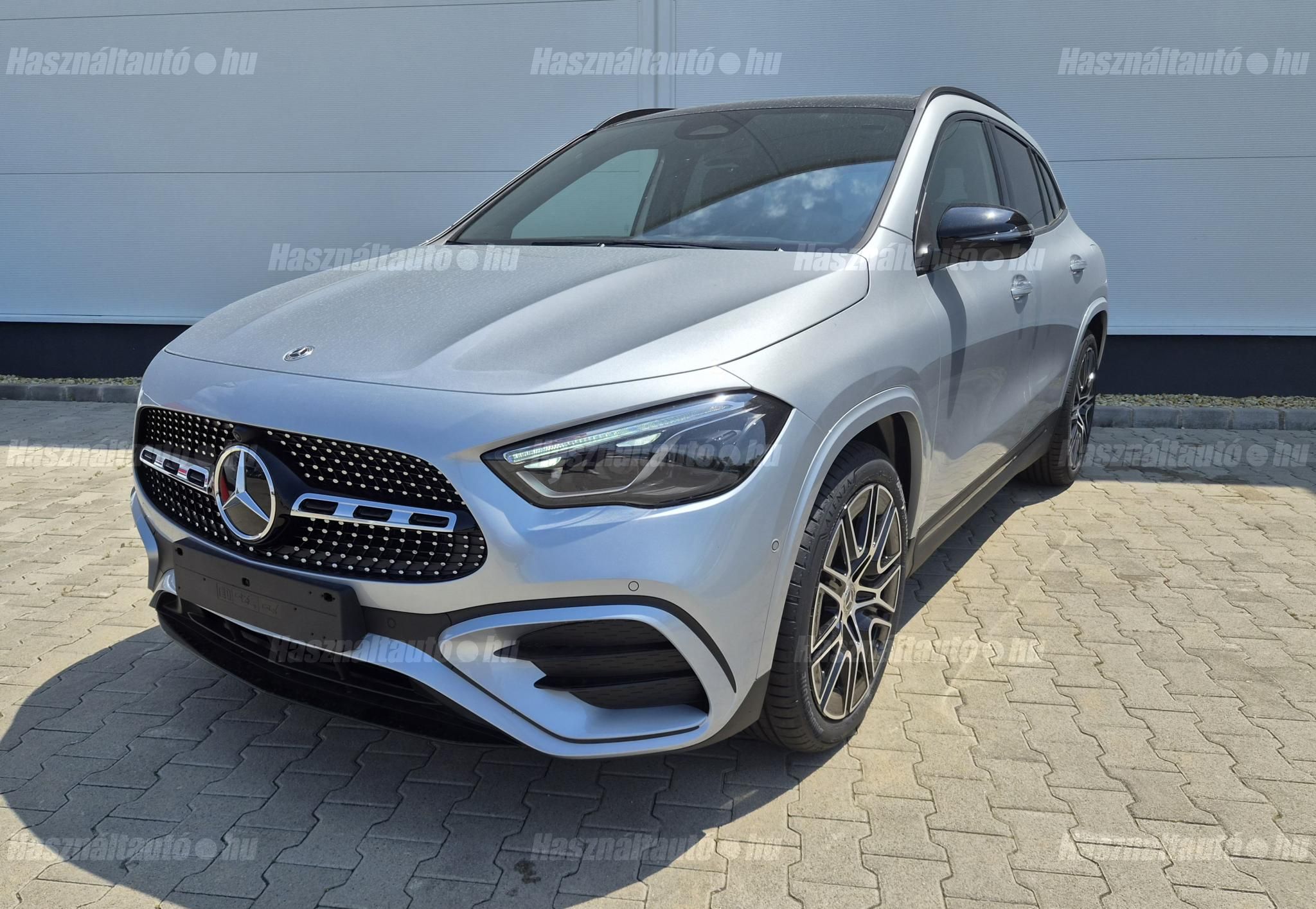 MERCEDES-BENZ GLA 200 2026 - 1