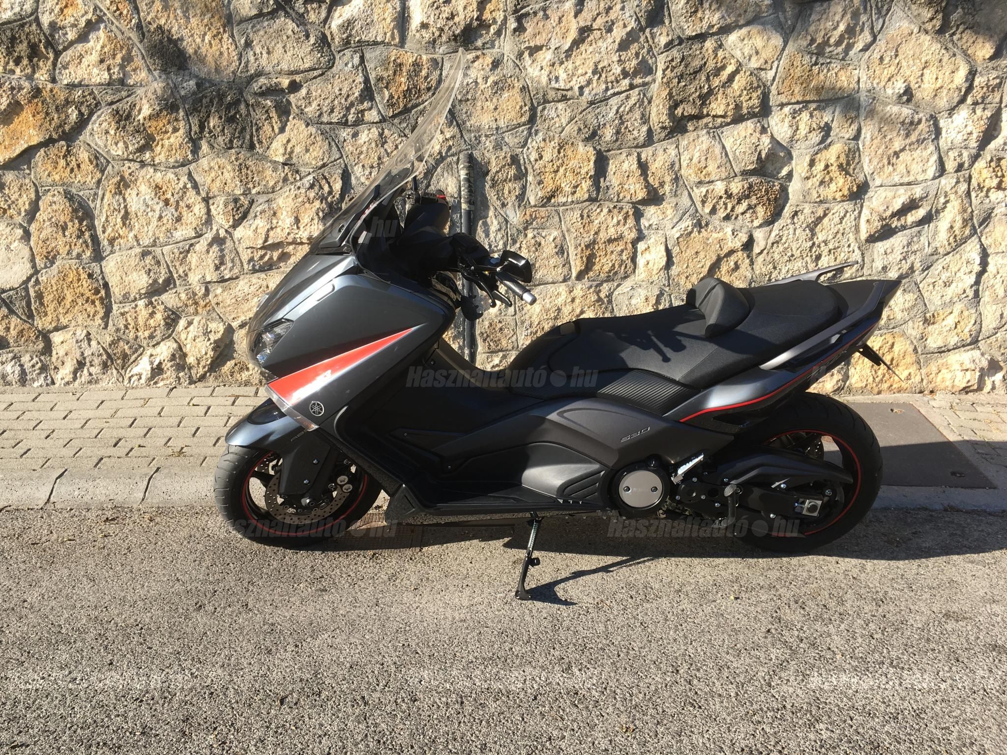 YAMAHA TMAX 2014 - 1
