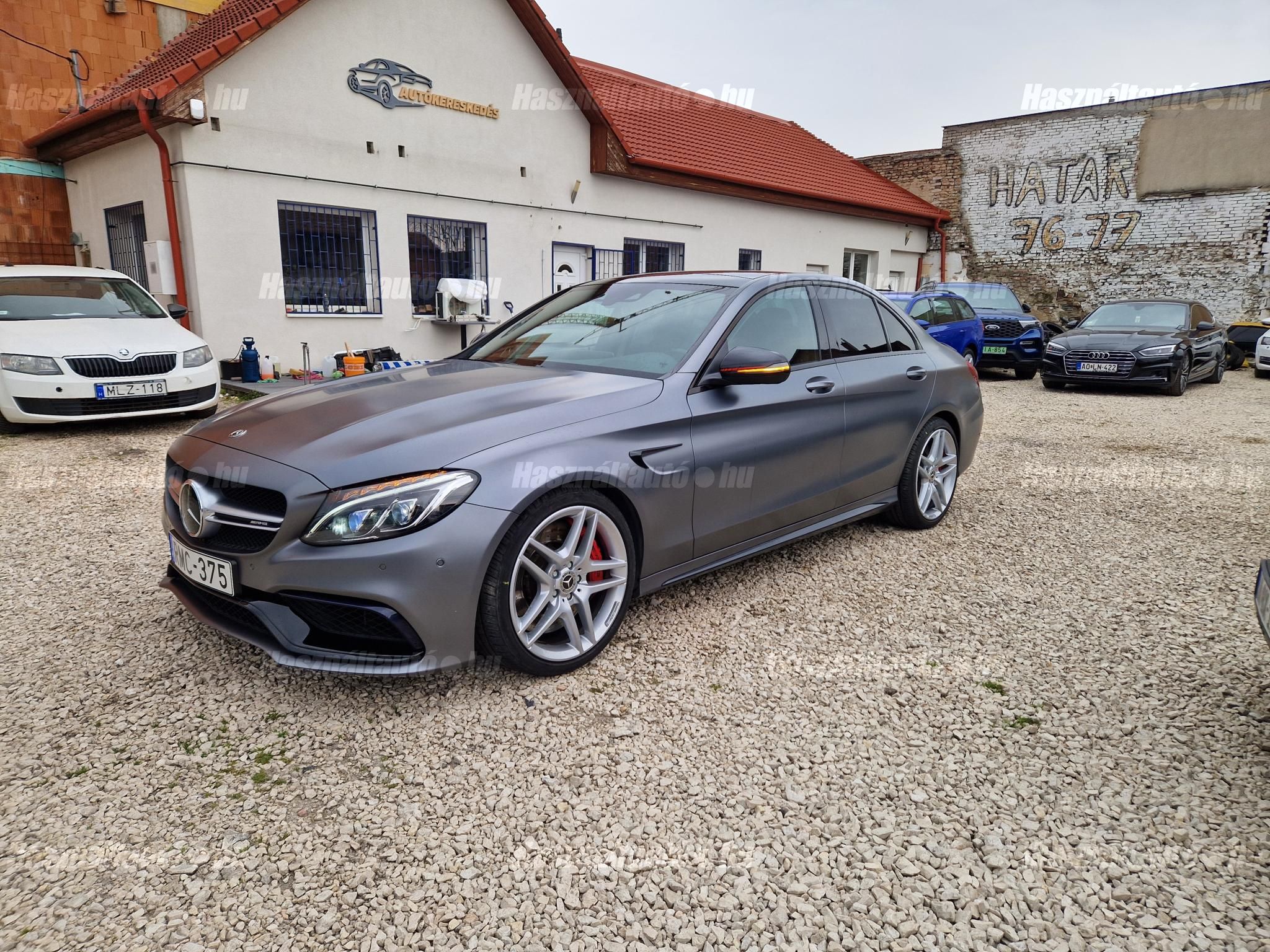 MERCEDES-AMG C 63 2017/8 - 1