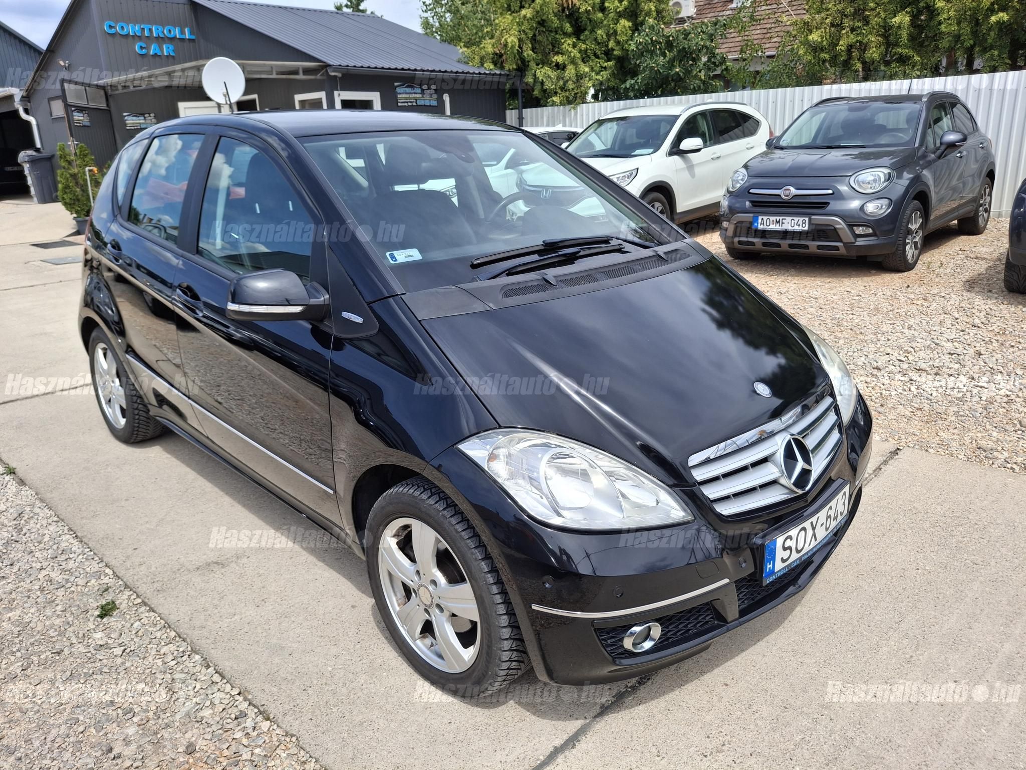 MERCEDES-BENZ A 170 2010/11 - 1