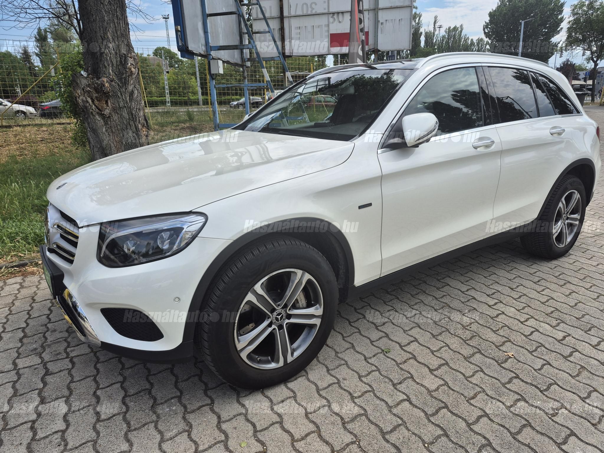MERCEDES-BENZ GLC 350 2018/9 - 1