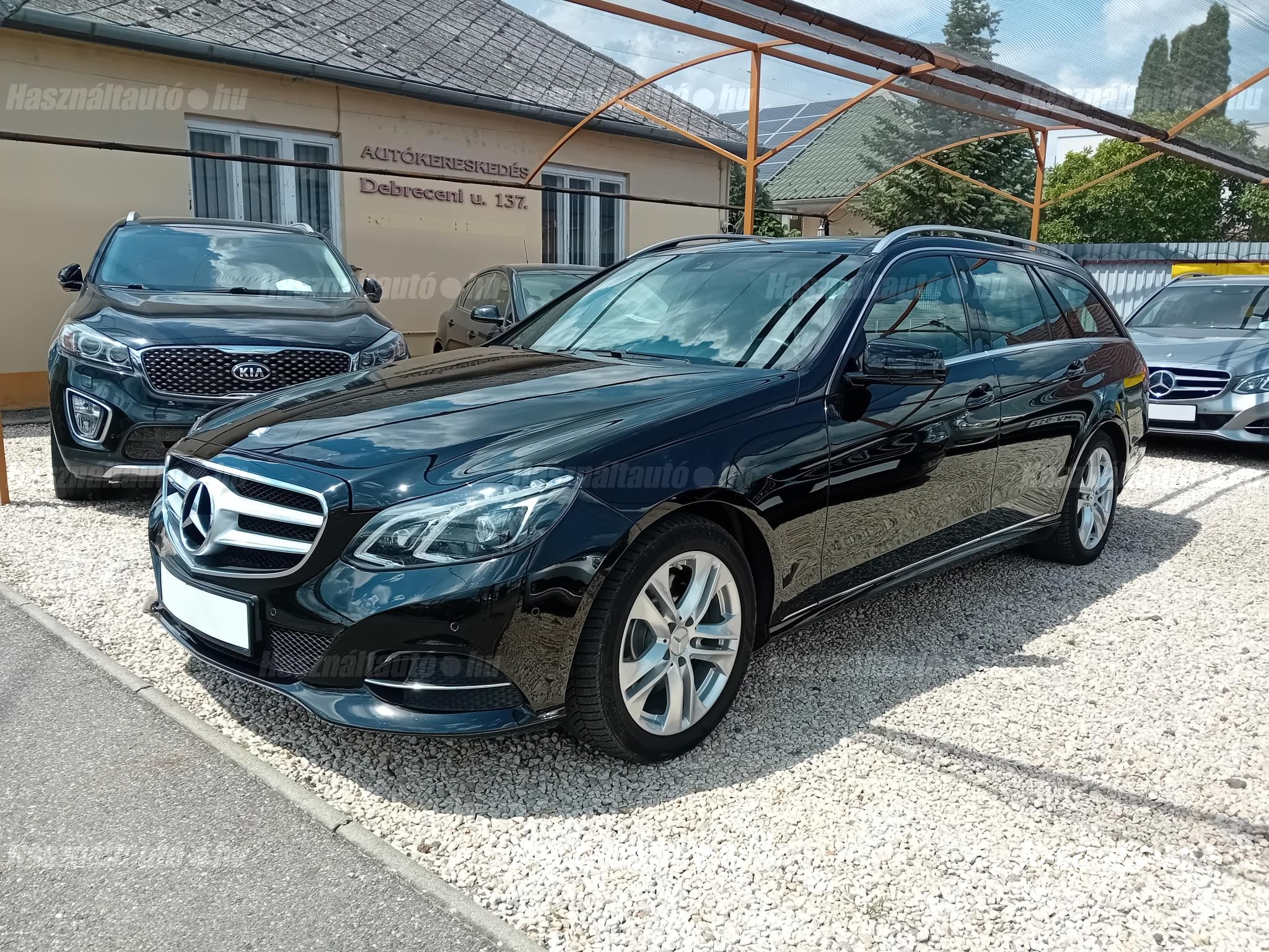 MERCEDES-BENZ E 300 2014/9 - 1