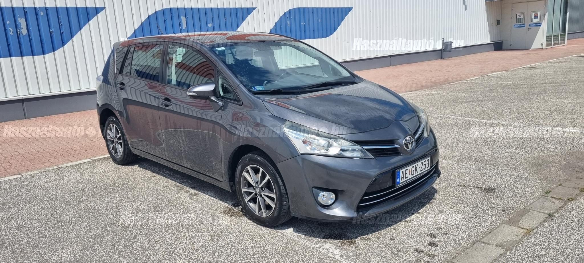 TOYOTA VERSO 2014/8 - 1
