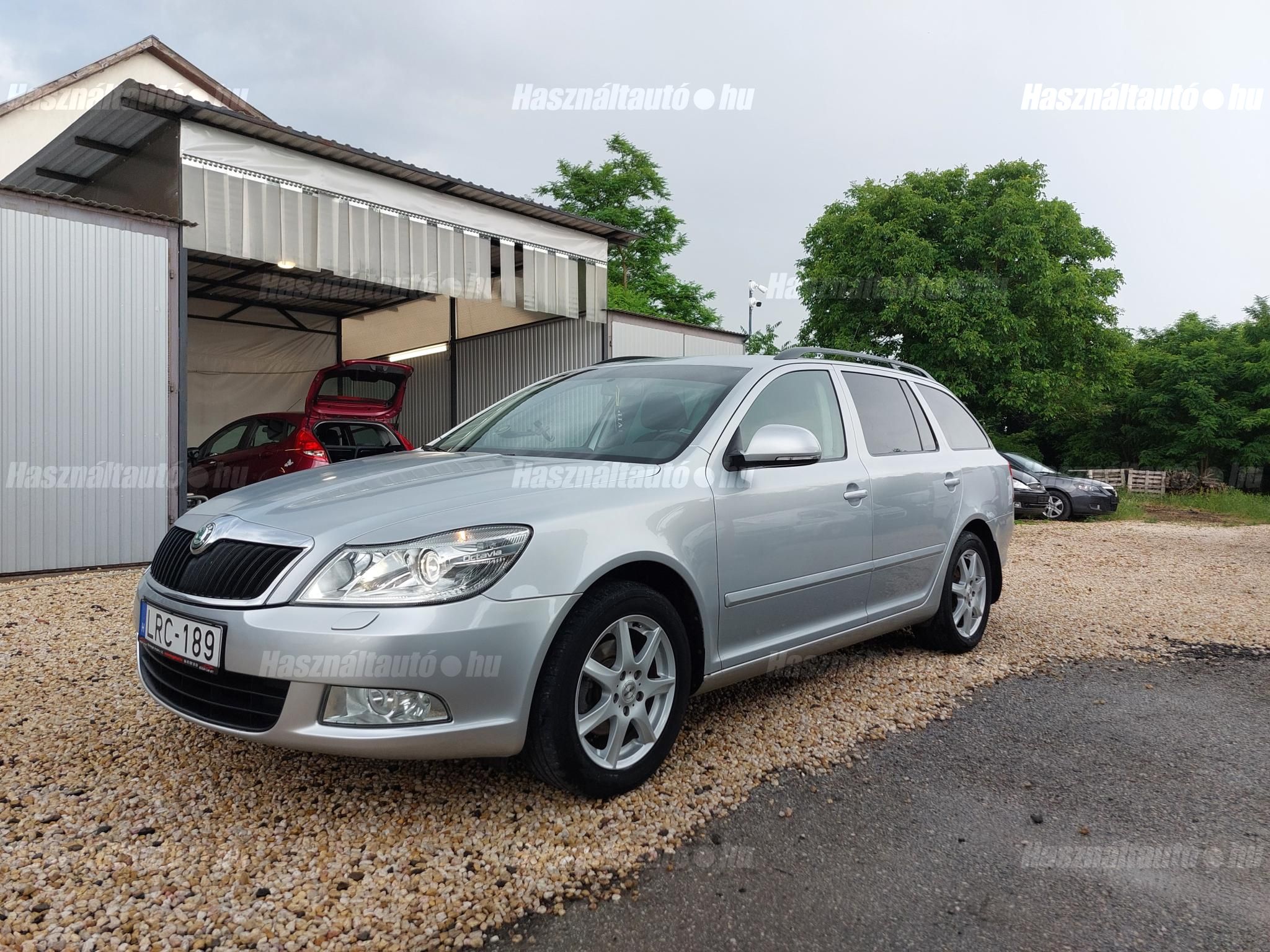 SKODA OCTAVIA 2010/10 - 1