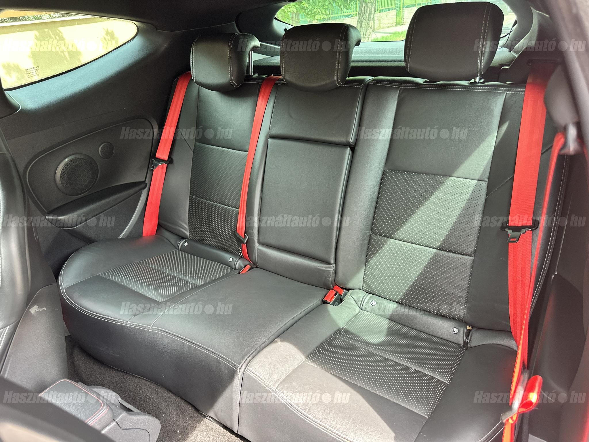 RENAULT MEGANE 3 RS 2.0 275CH