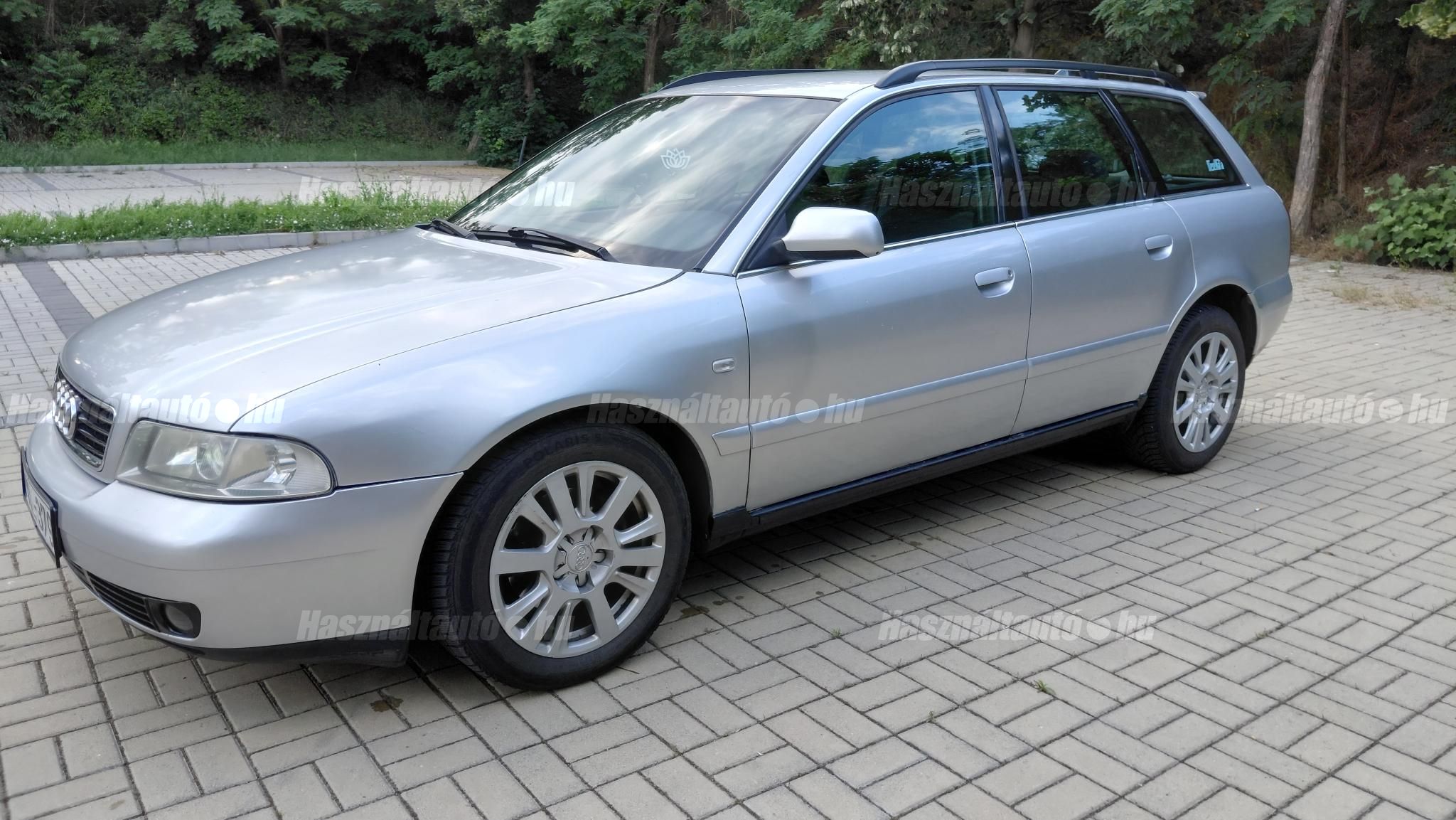 AUDI A4 2000/4 - 1