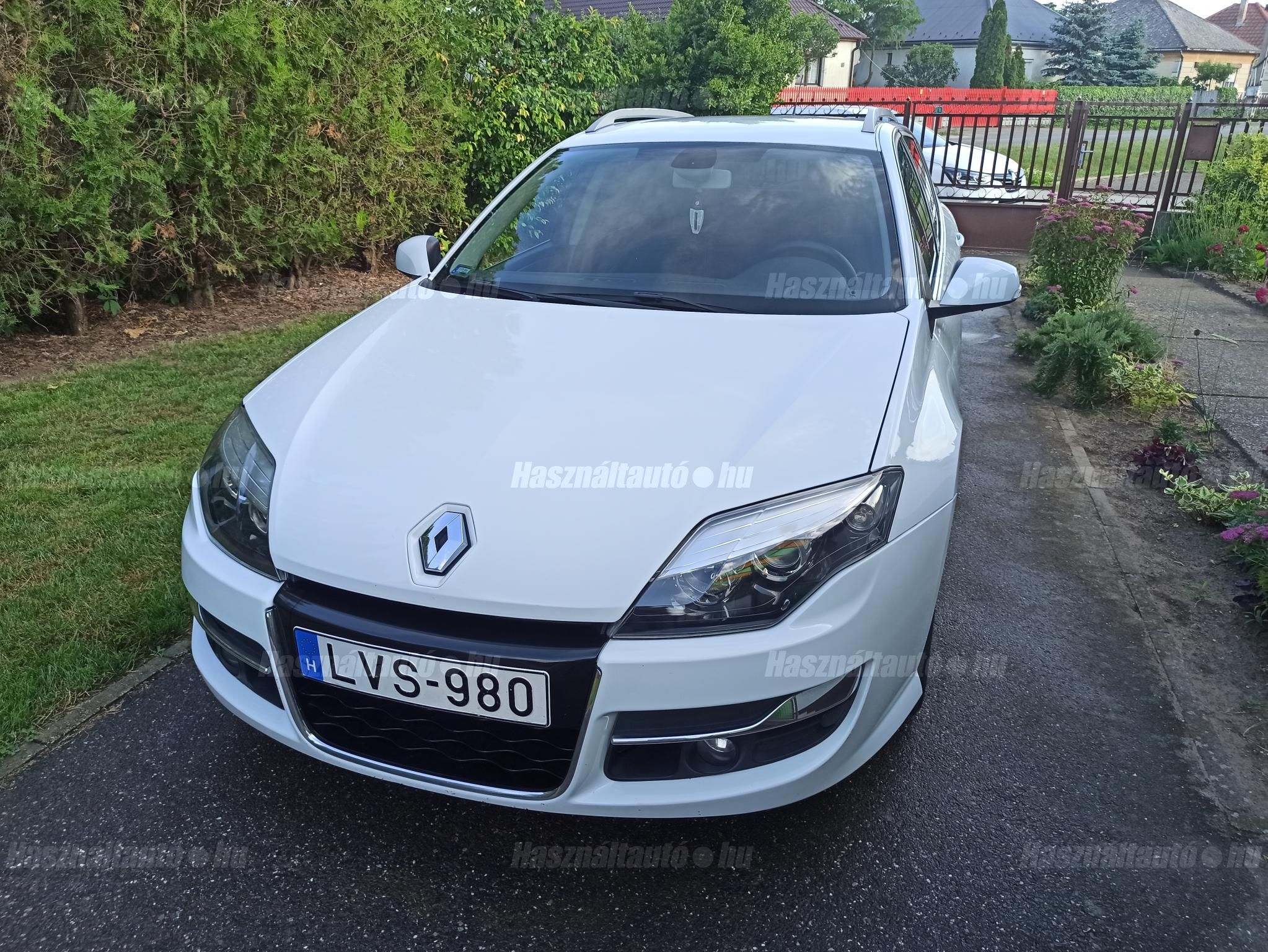 RENAULT LAGUNA 2011/4 - 1