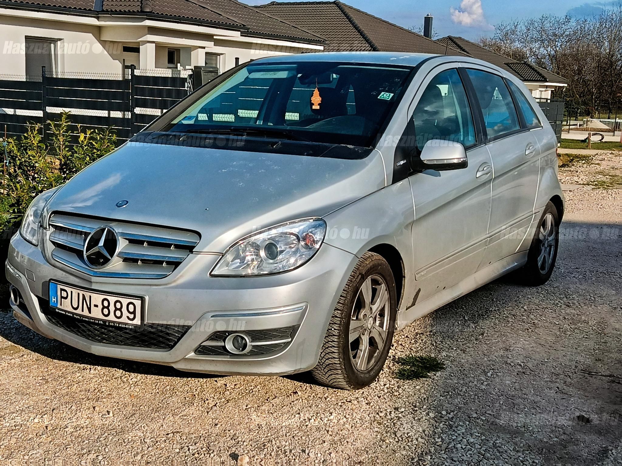 MERCEDES-BENZ B 180 2011/2 - 1