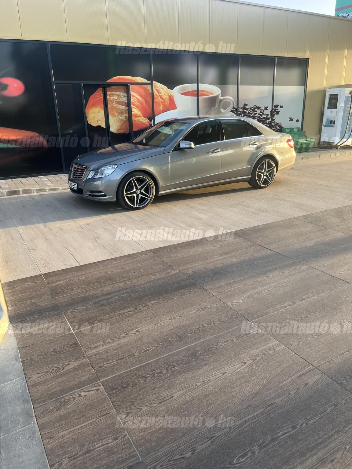 MERCEDES-BENZ E 250 2011 - 1