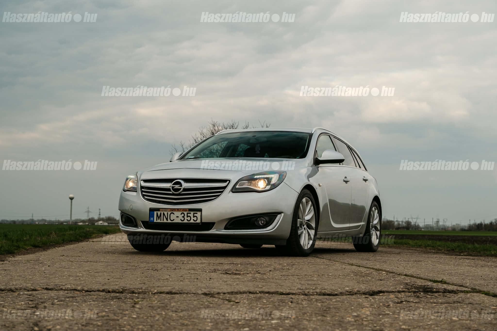 OPEL INSIGNIA 2013/12 - 1