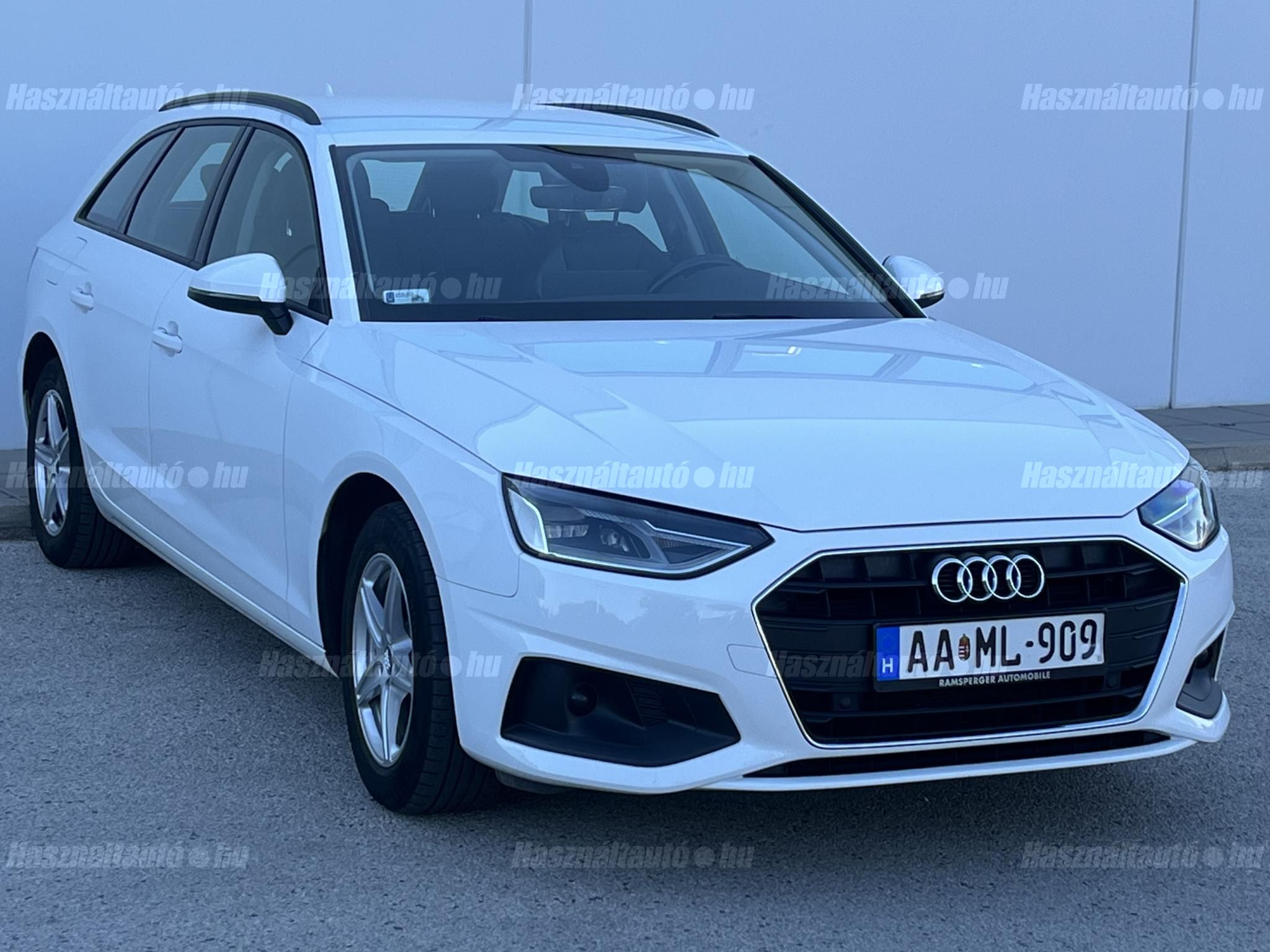 AUDI A4 2019/12 - 1