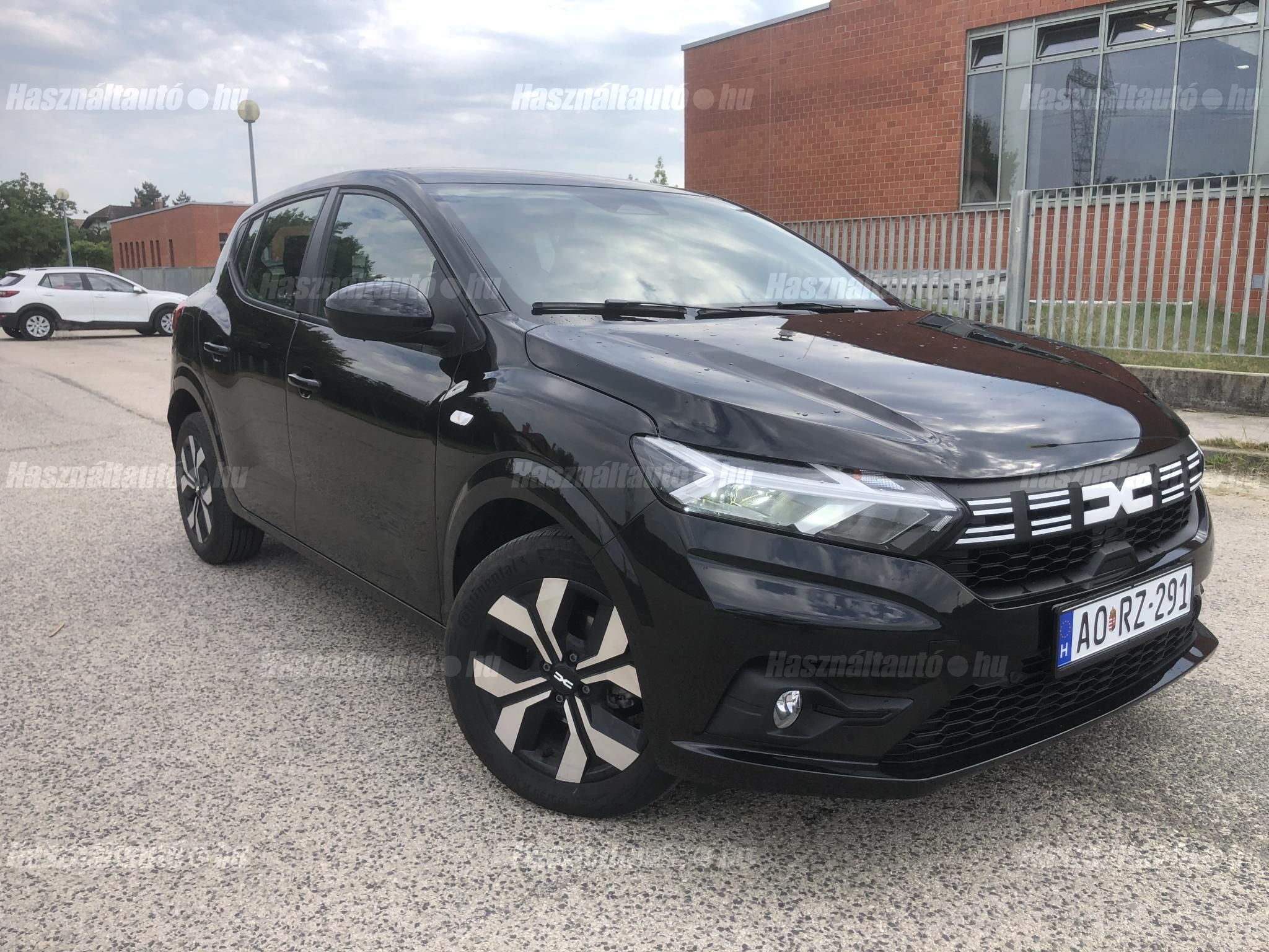 DACIA SANDERO 2025/11 - 1
