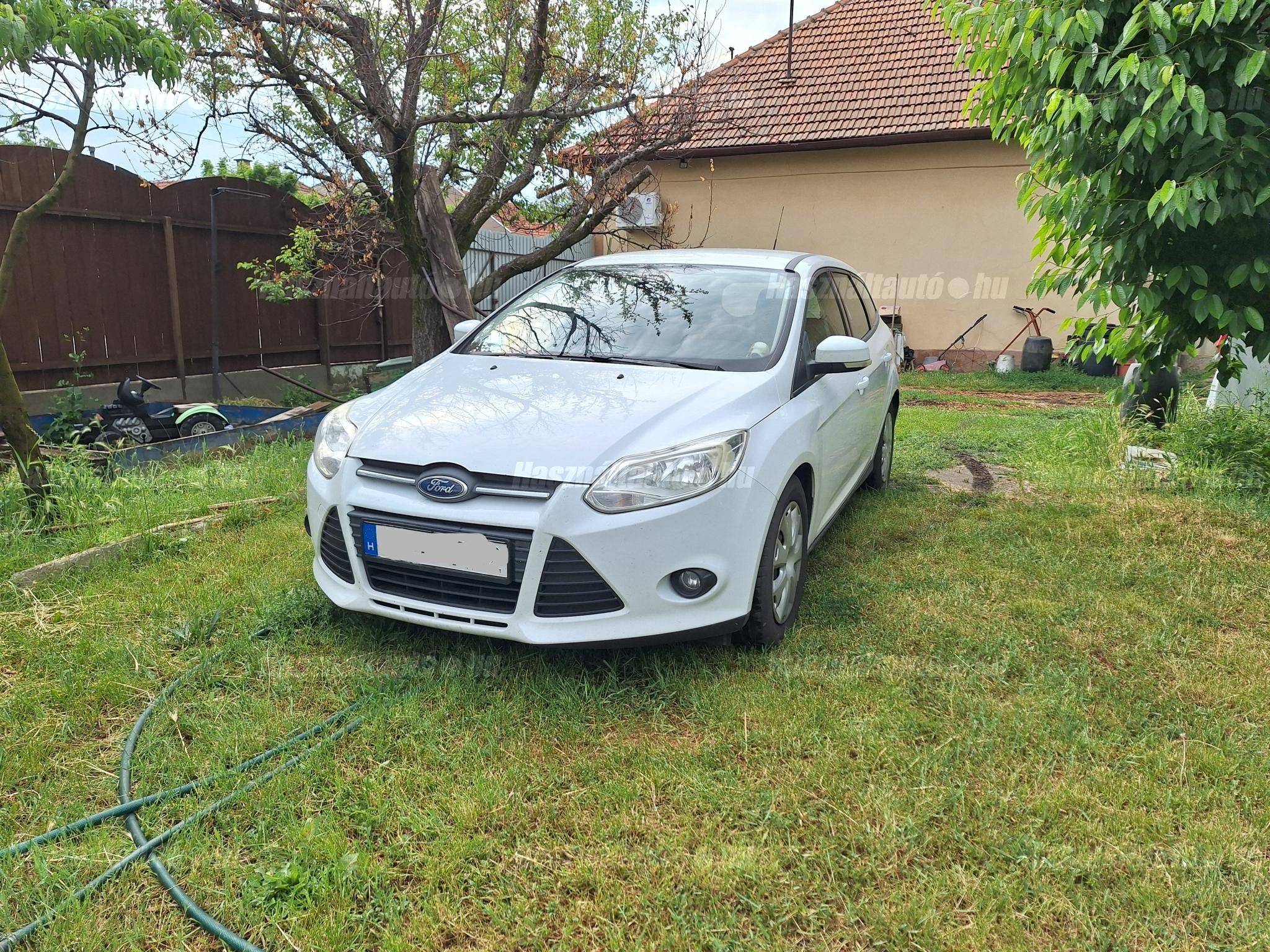 FORD FOCUS 2013/7 - 1