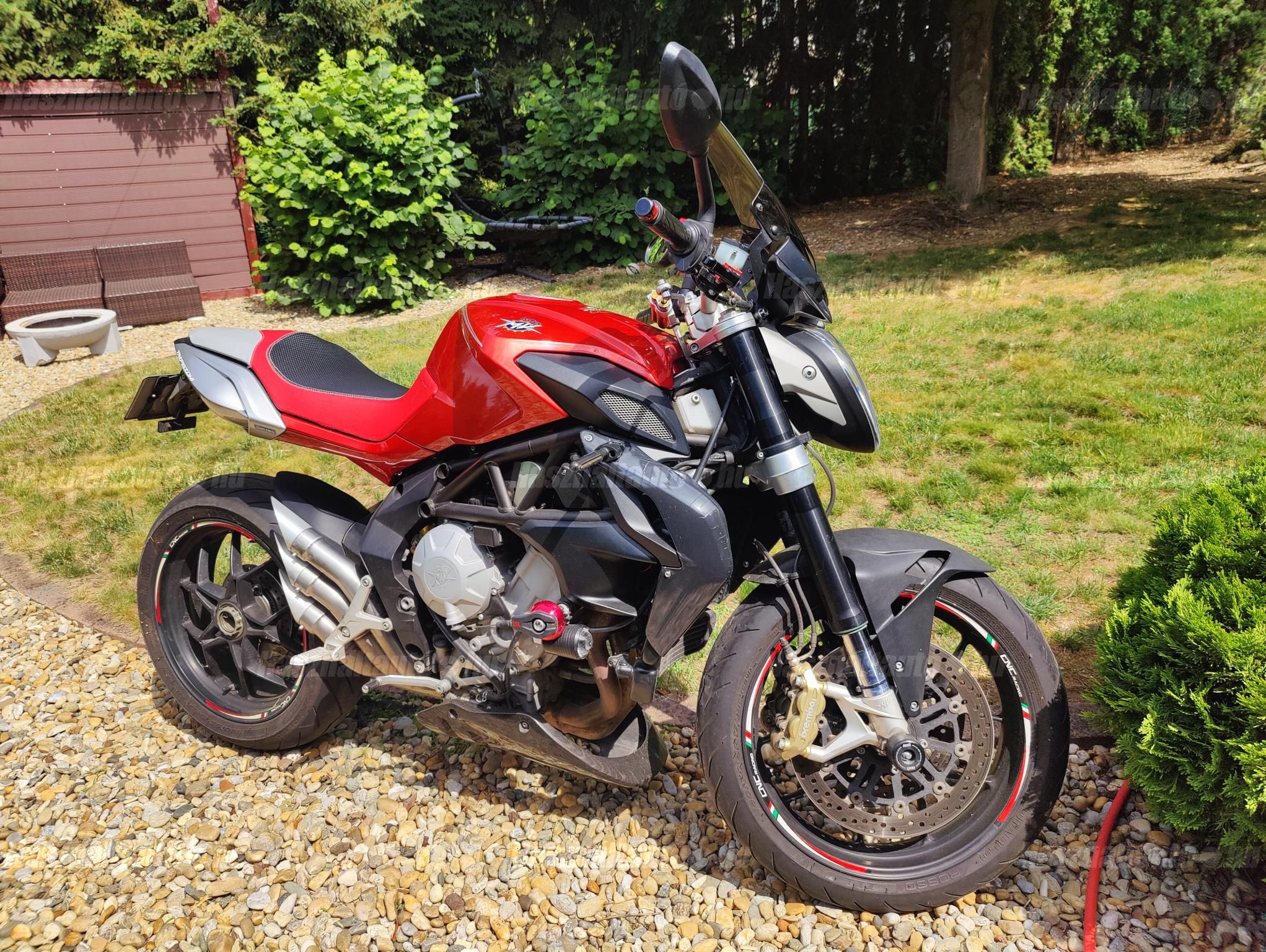 MV AGUSTA BRUTALE 800 2013 - 1