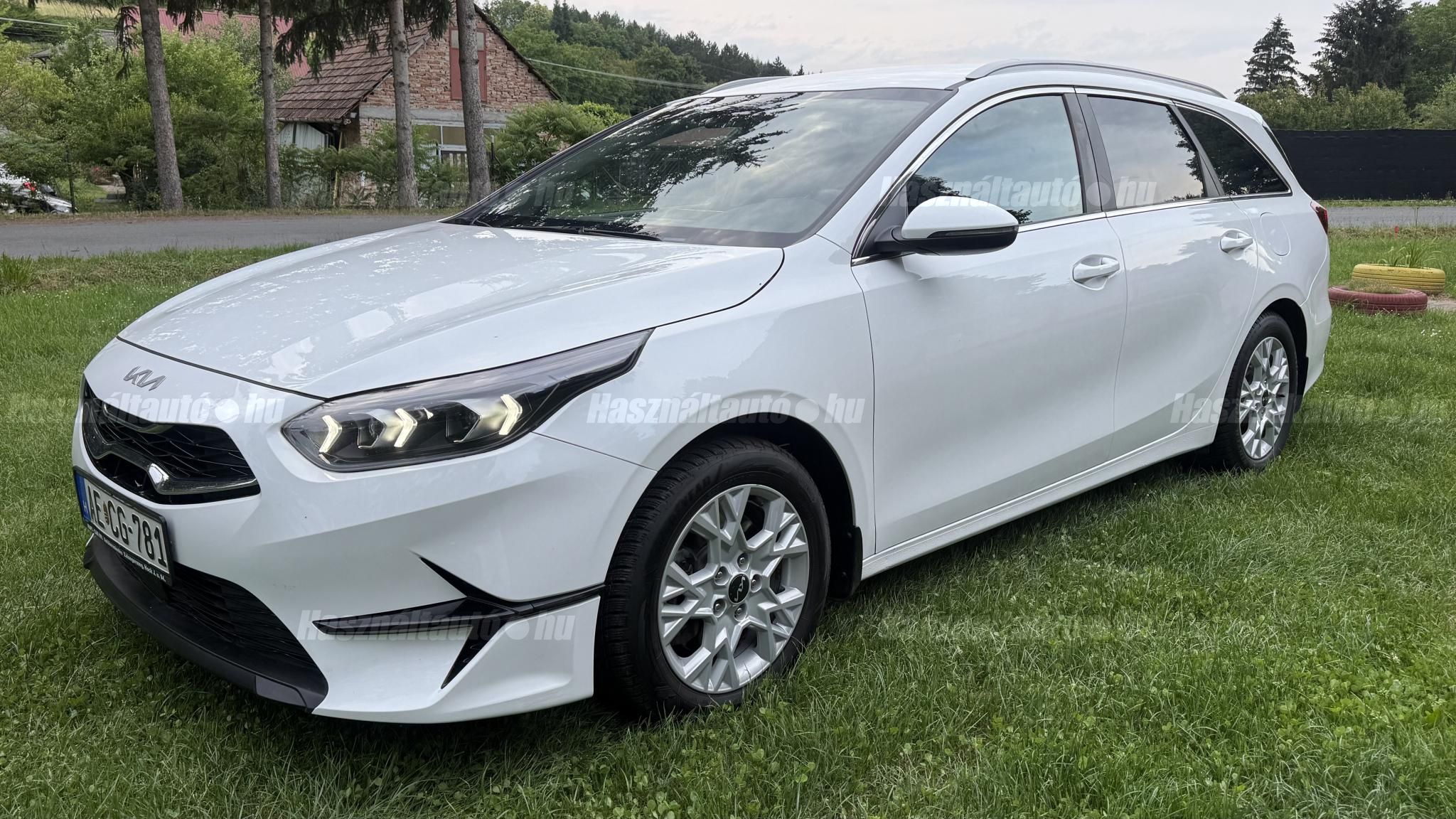 KIA CEE'D 2023/7 - 1