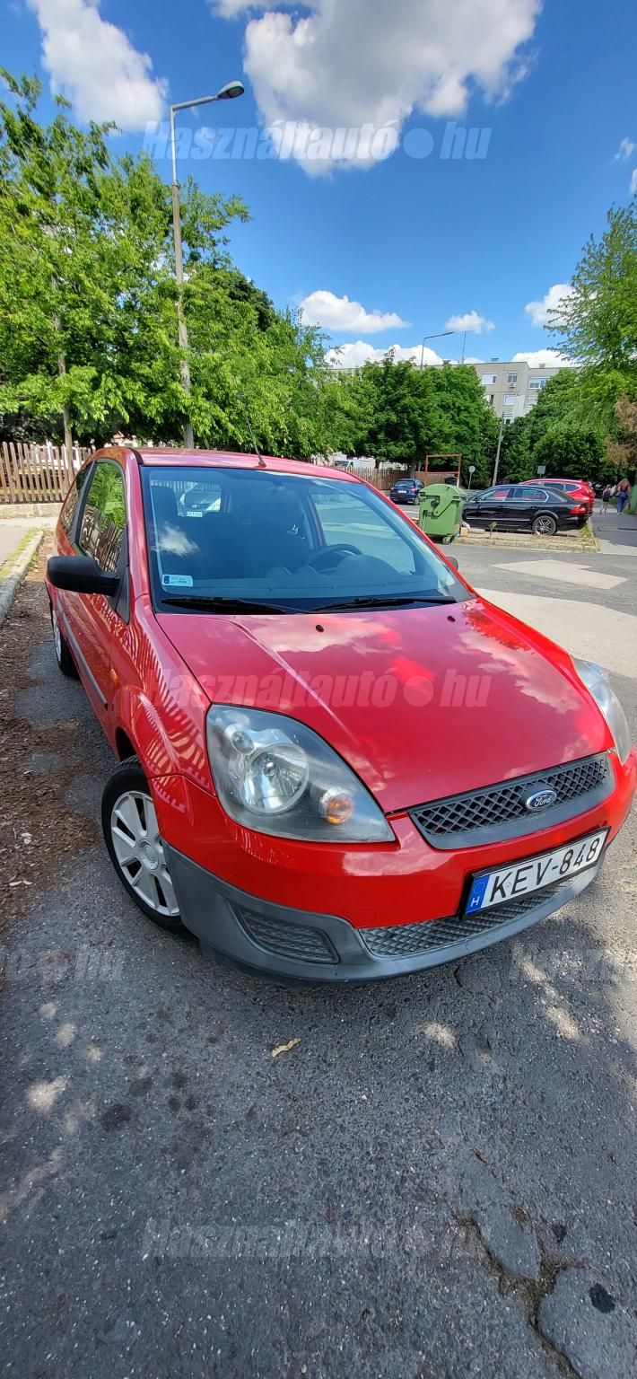 FORD FIESTA 2006/6 - 1