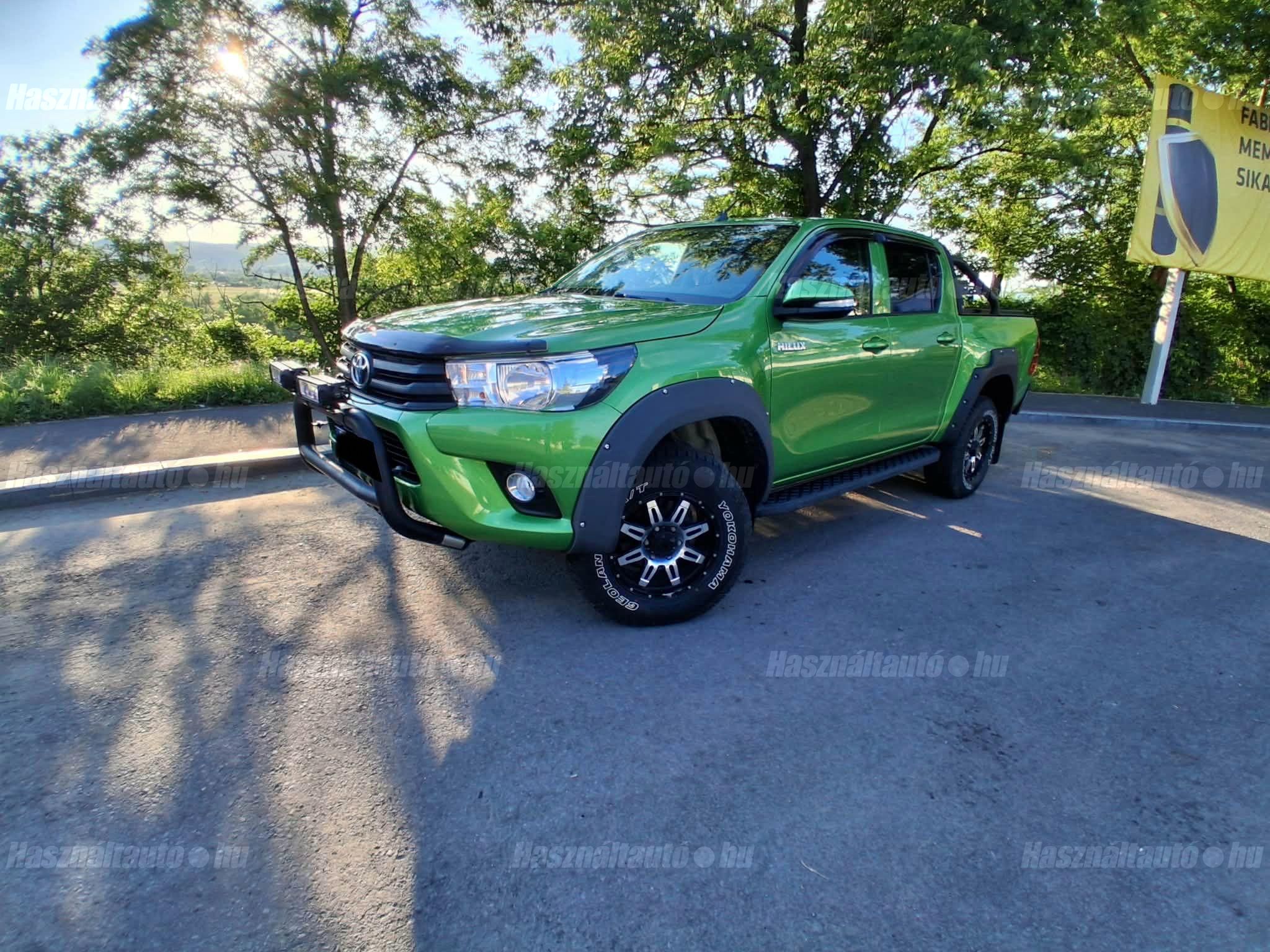 TOYOTA HILUX 2017 - 1