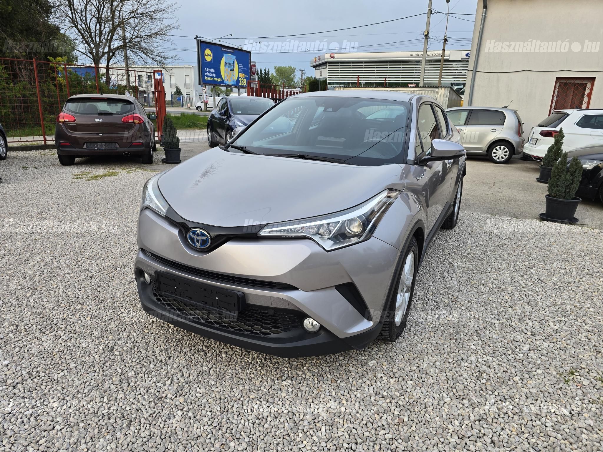 TOYOTA C-HR 2017/4 - 1