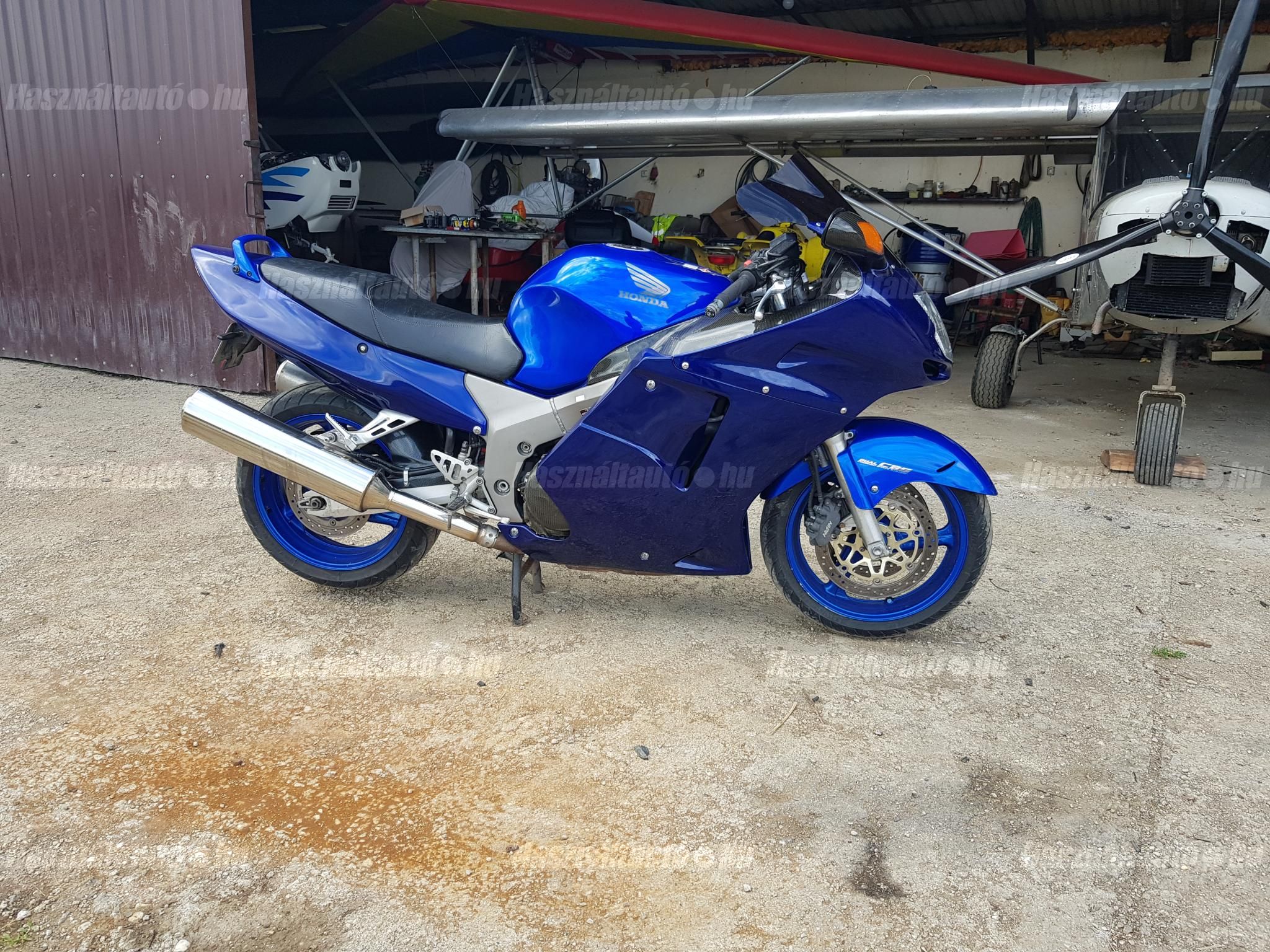 HONDA CBR 1100 XX 2001/6 - 1