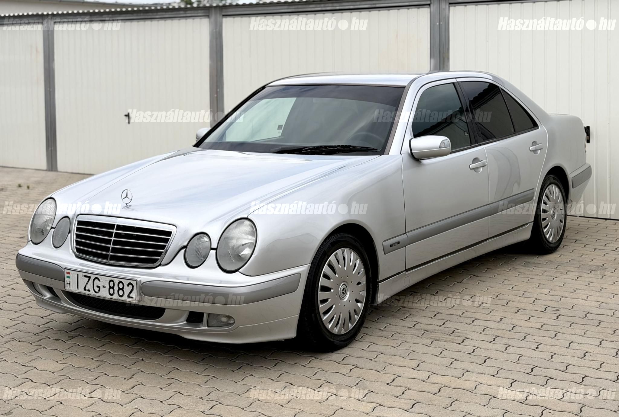 MERCEDES-BENZ E 270 2000/12 - 1