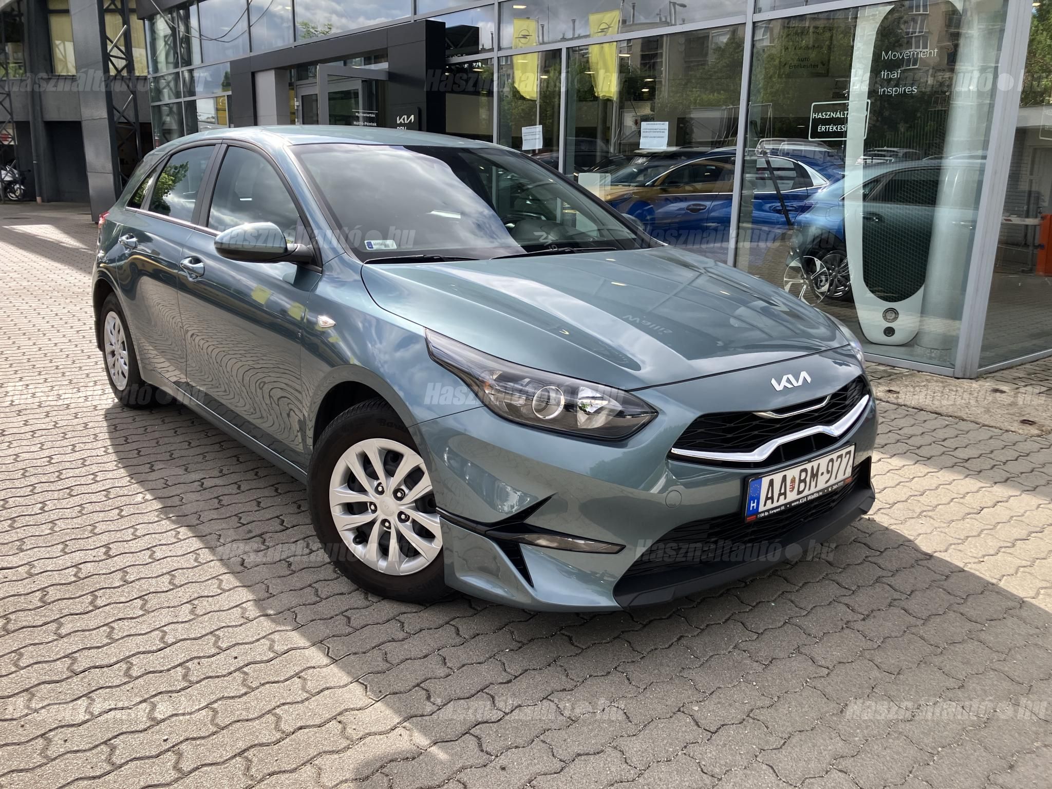 KIA CEE'D 2022/7 - 1