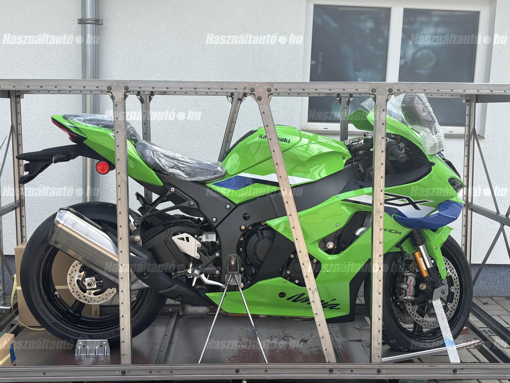 KAWASAKI ZX-10 R (NINJA) 2026/6 - 1