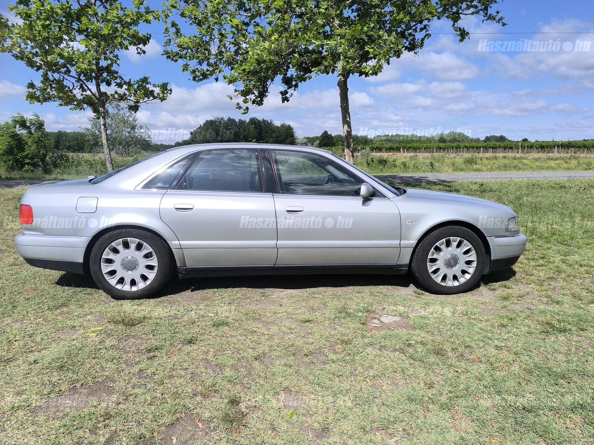 AUDI A8 1999/11 - 1
