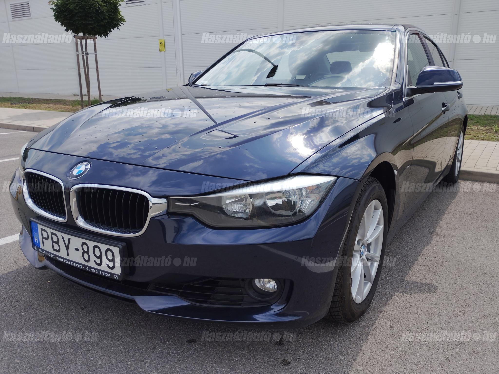 BMW 320 2012/6 - 1