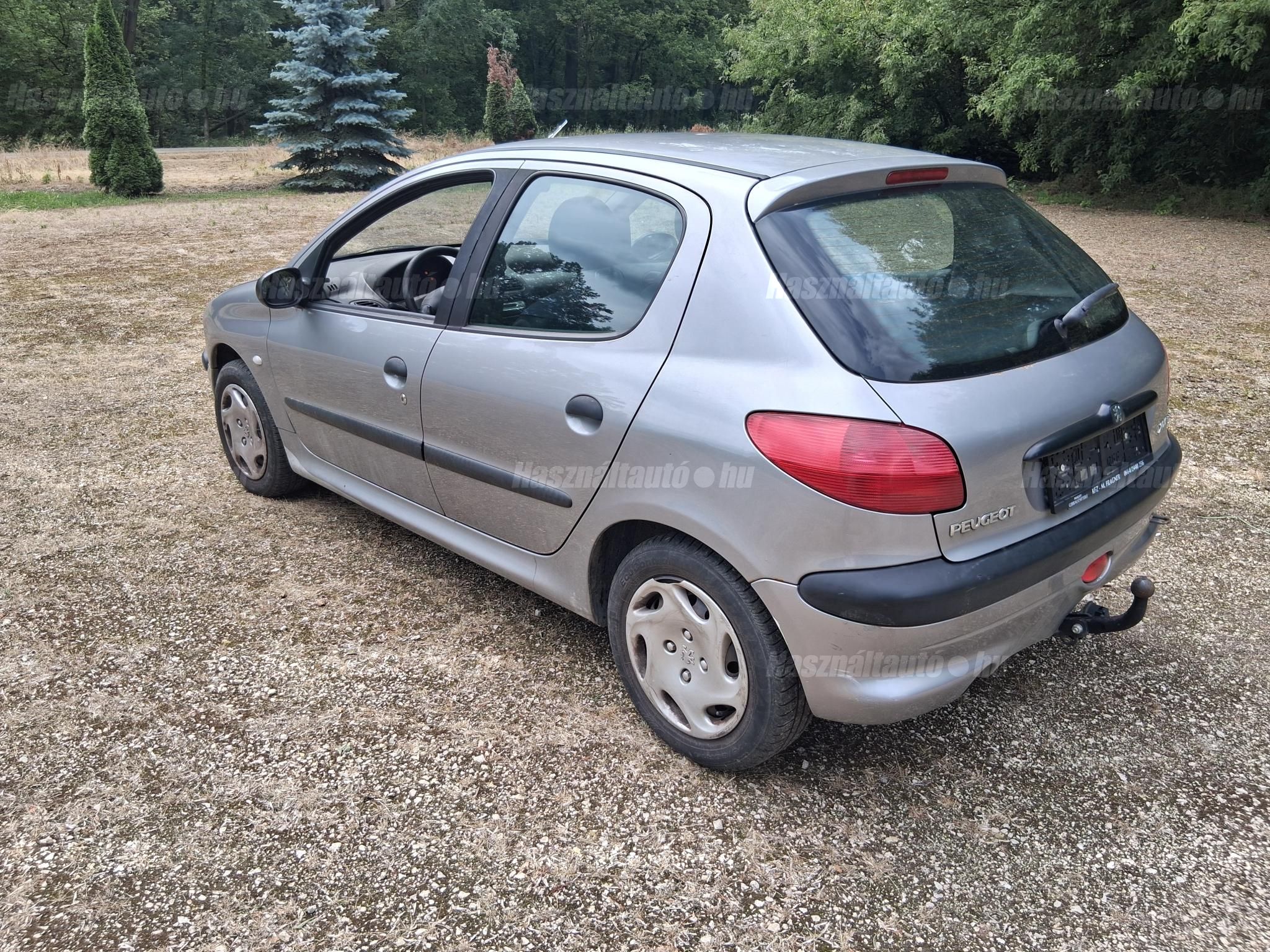 PEUGEOT 206 2001/7 - 1