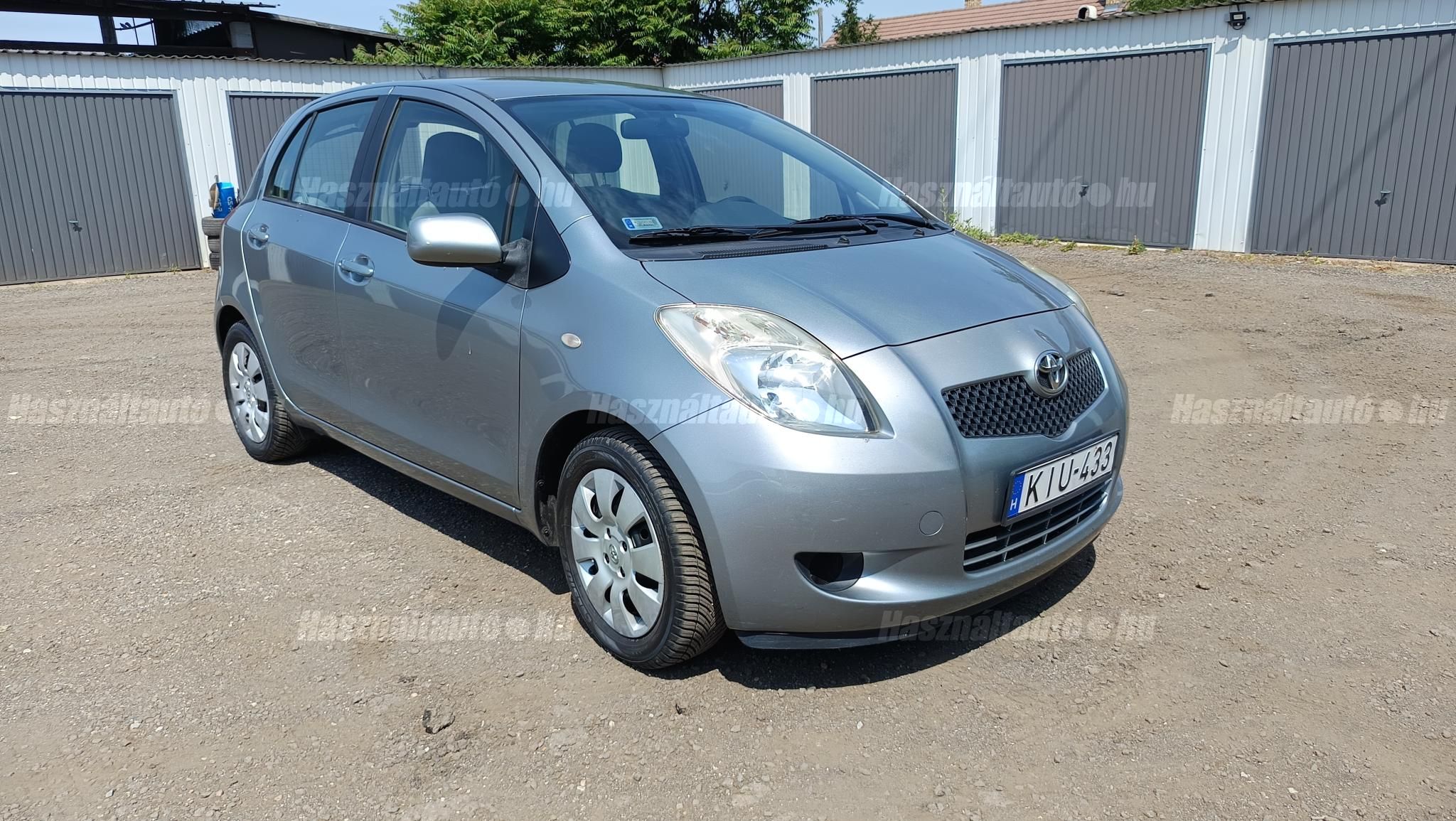TOYOTA YARIS 2005 - 1