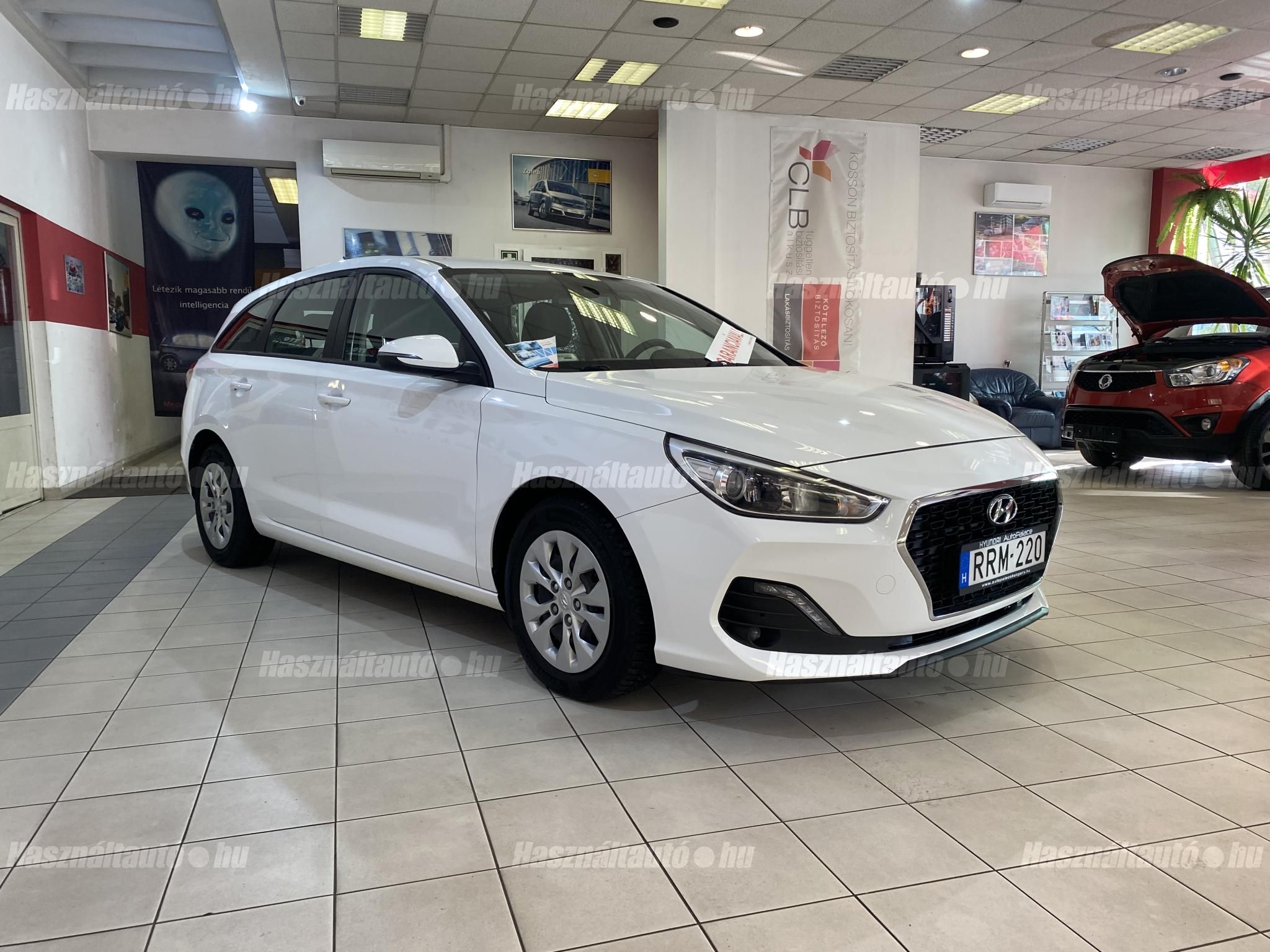 HYUNDAI I30 2019/9 - 1