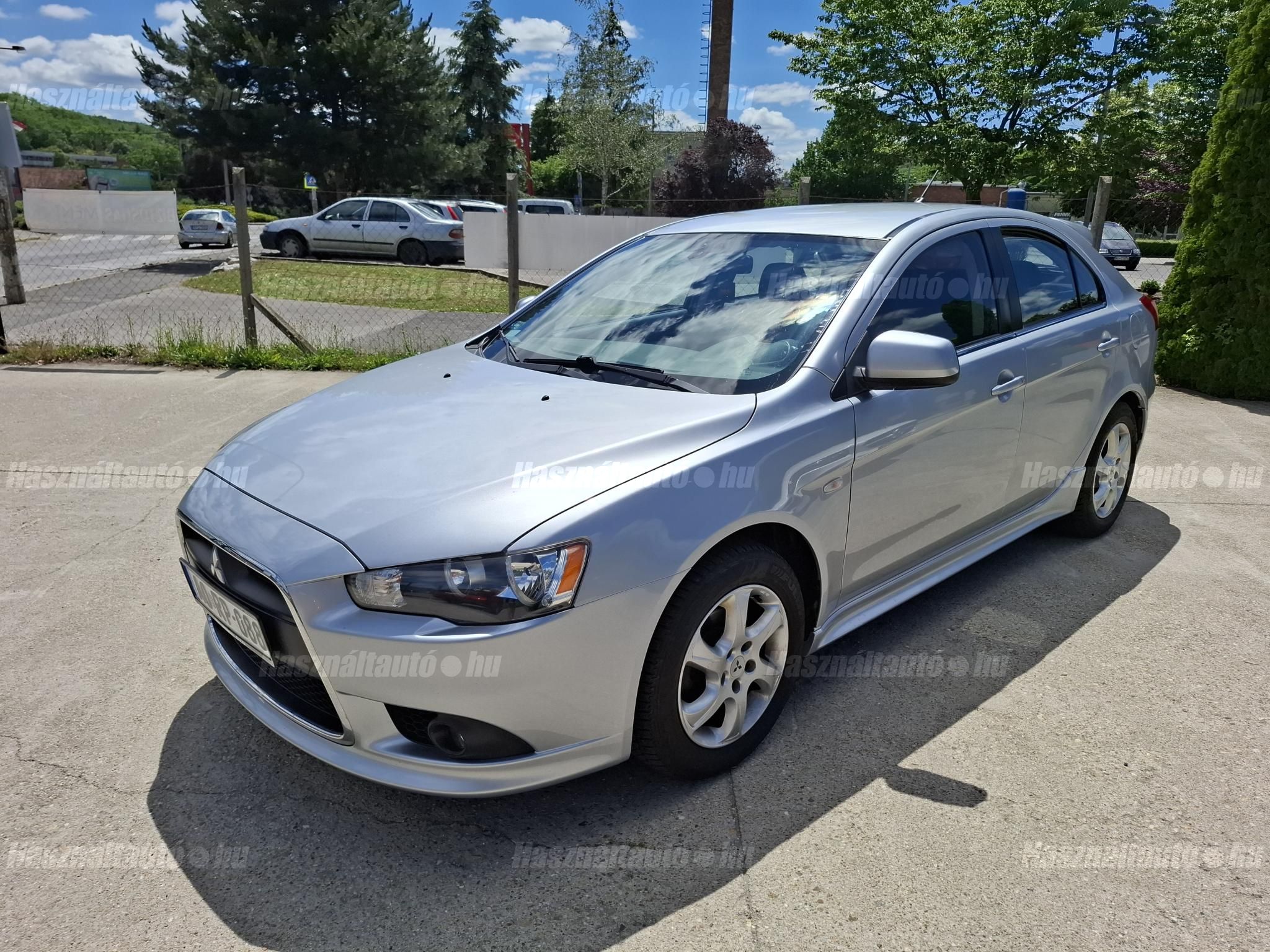 MITSUBISHI LANCER 2009/4 - 1