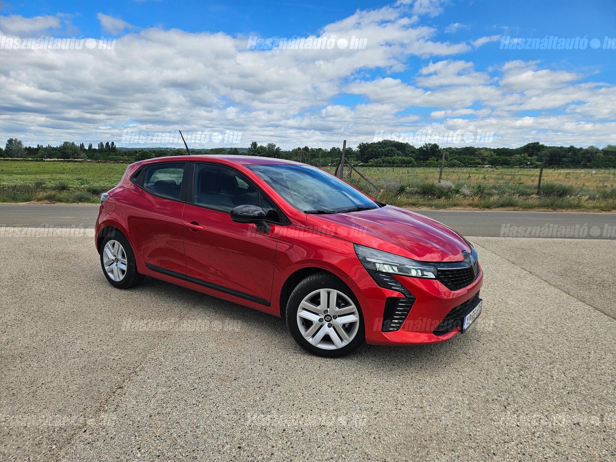 RENAULT CLIO 2025/6 - 1