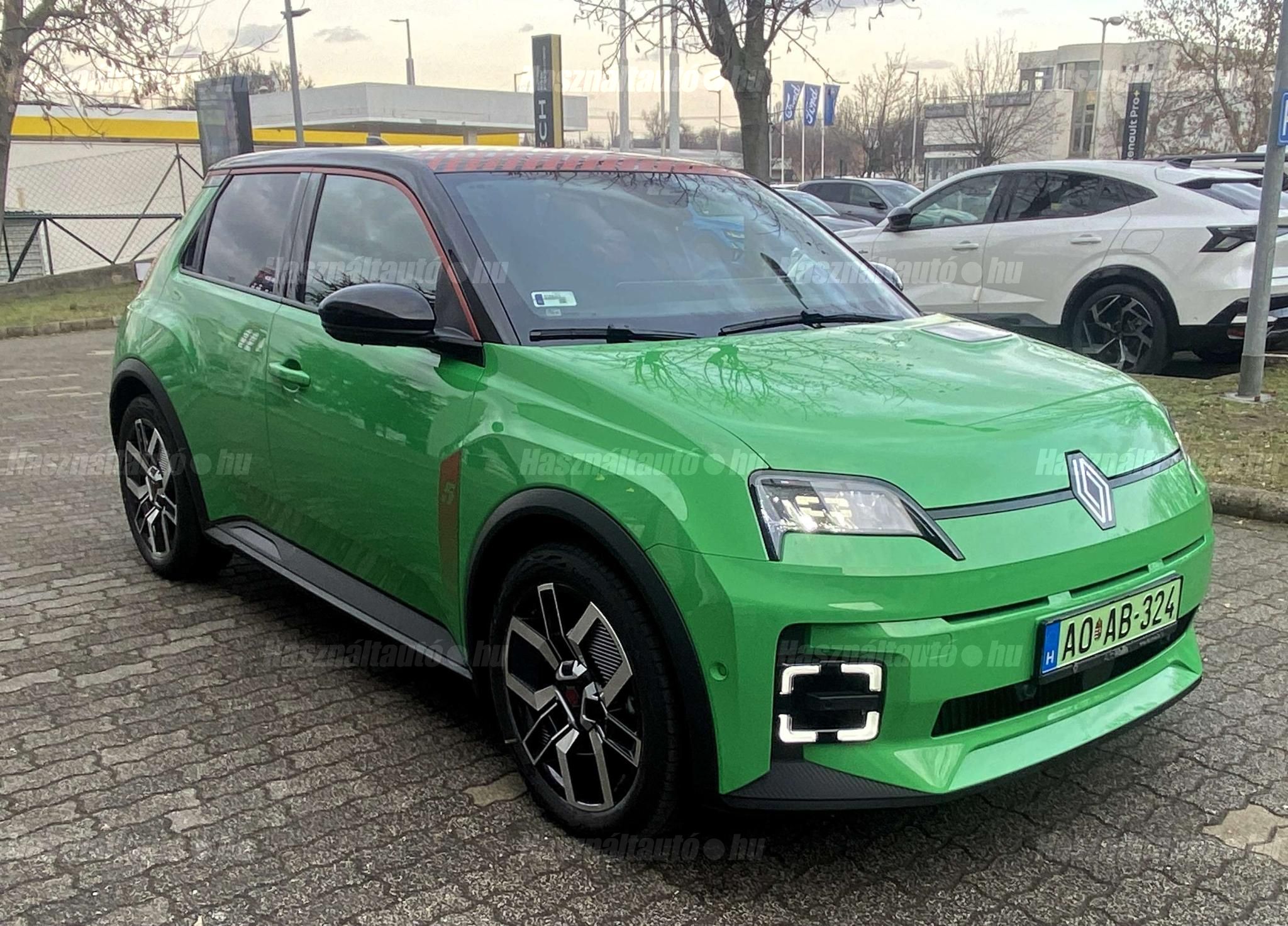 RENAULT R 5 2025/3 - 1