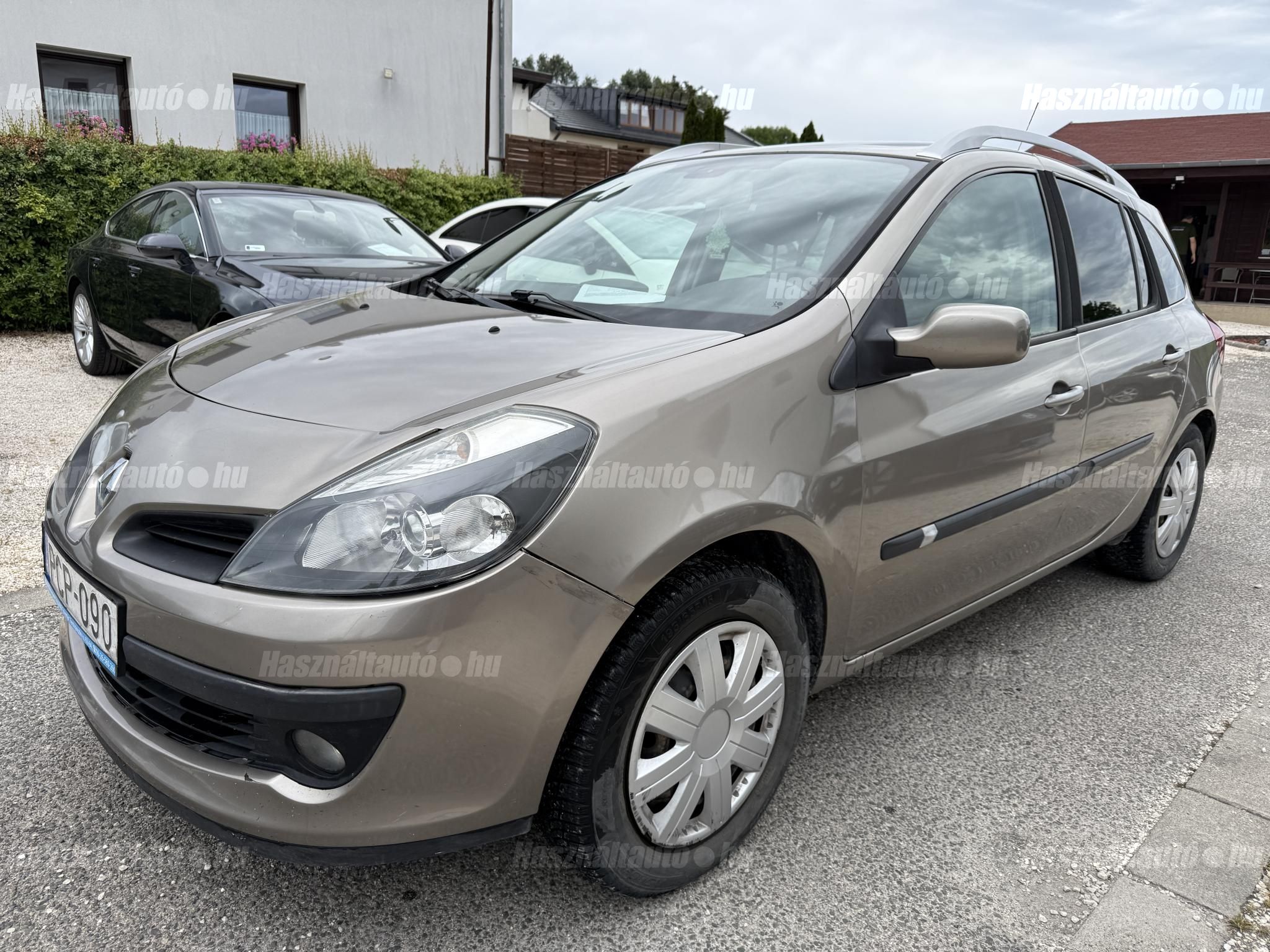 RENAULT CLIO 2008/4 - 1
