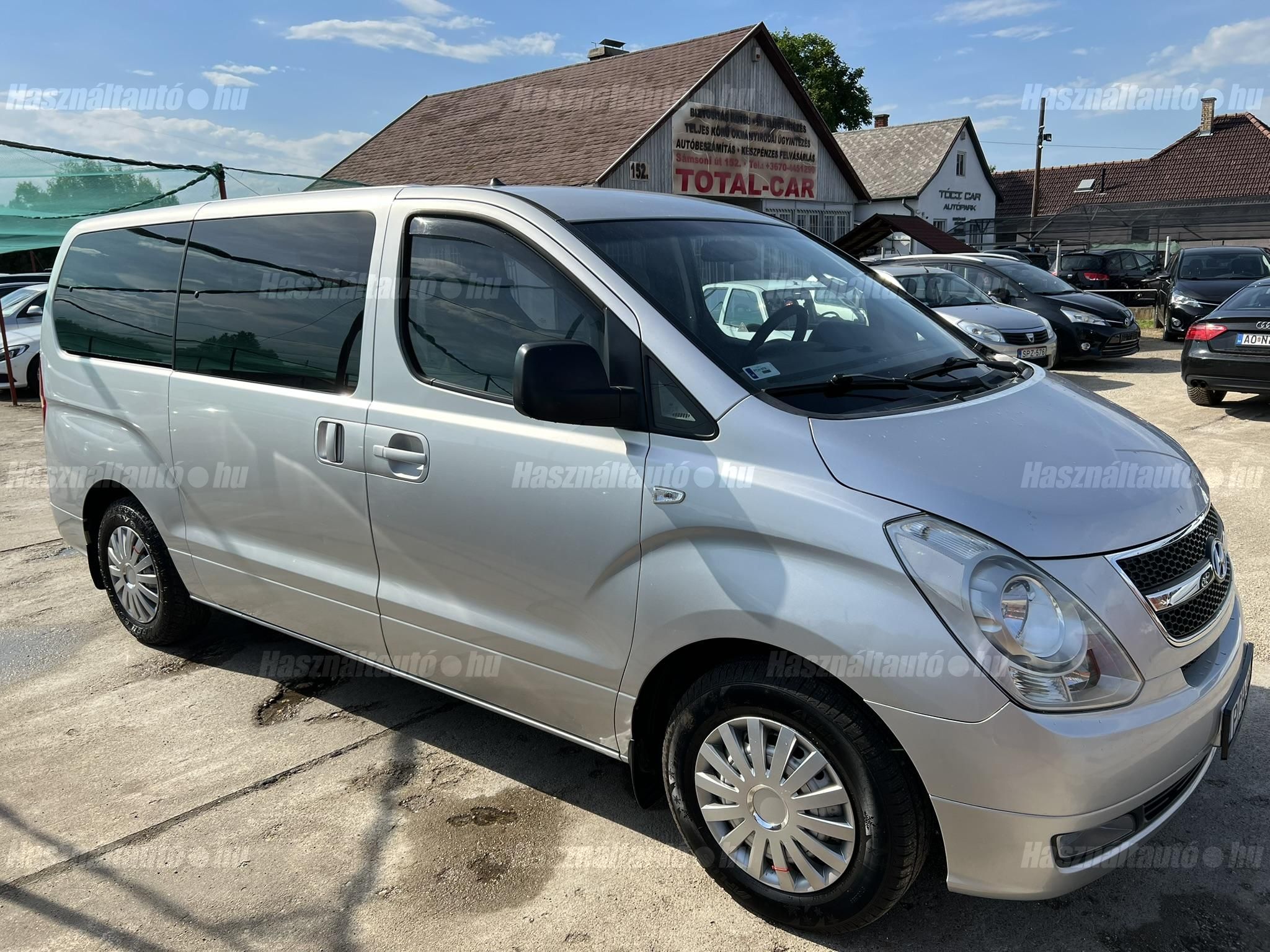 HYUNDAI H-1 2008/11 - 1