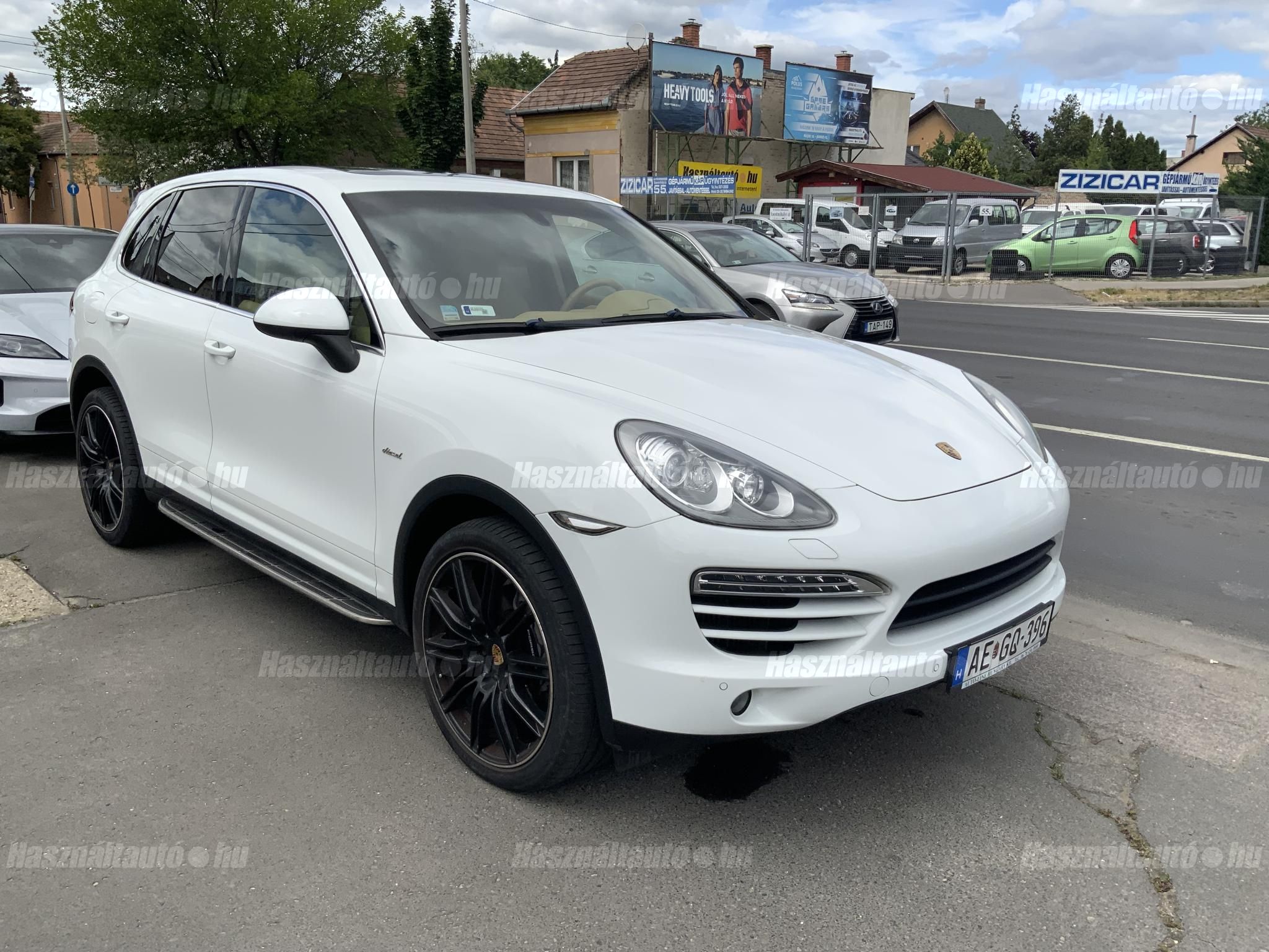 PORSCHE CAYENNE 2012/3 - 1