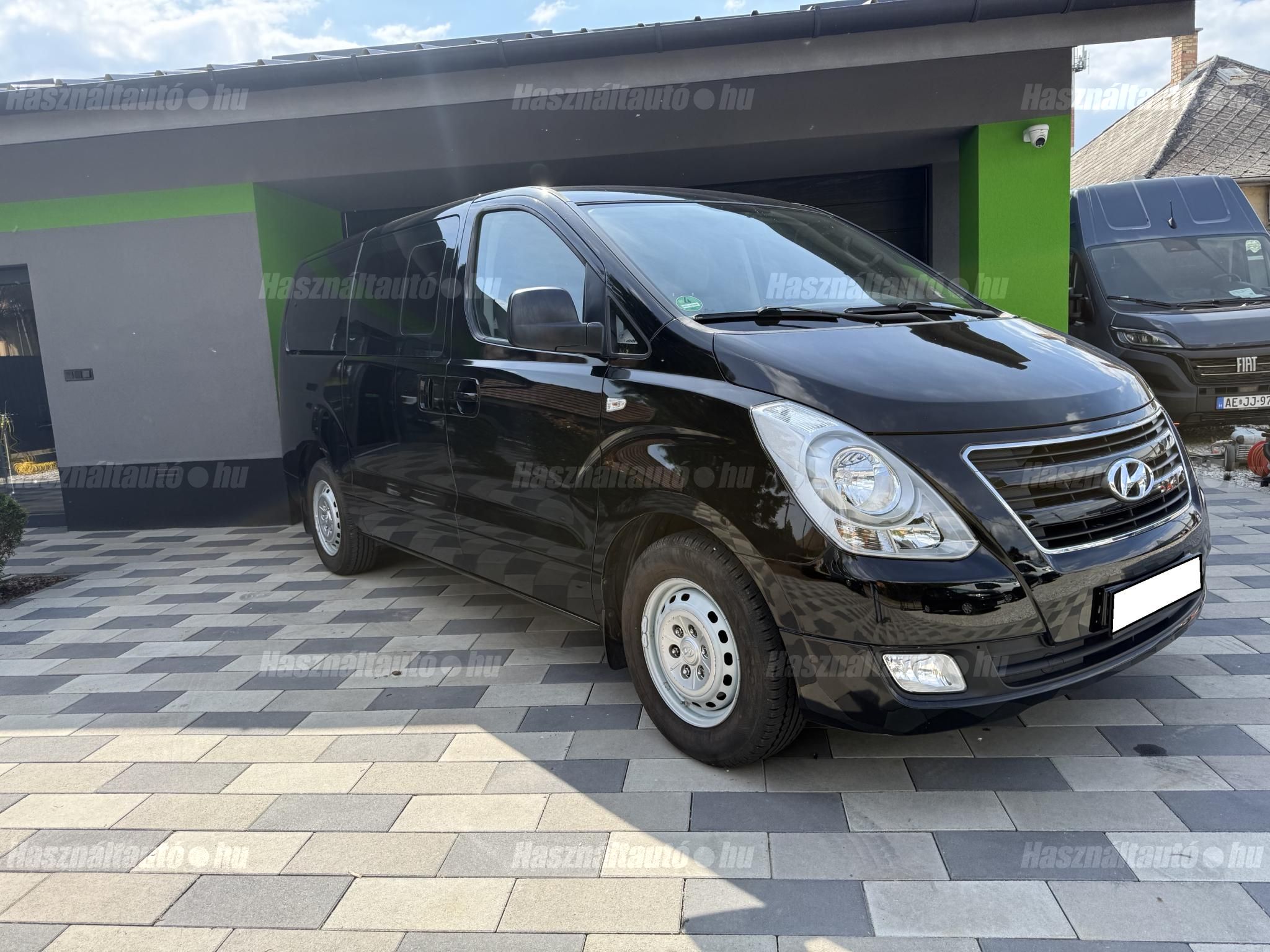 HYUNDAI H-1 STAREX 2017/12 - 1