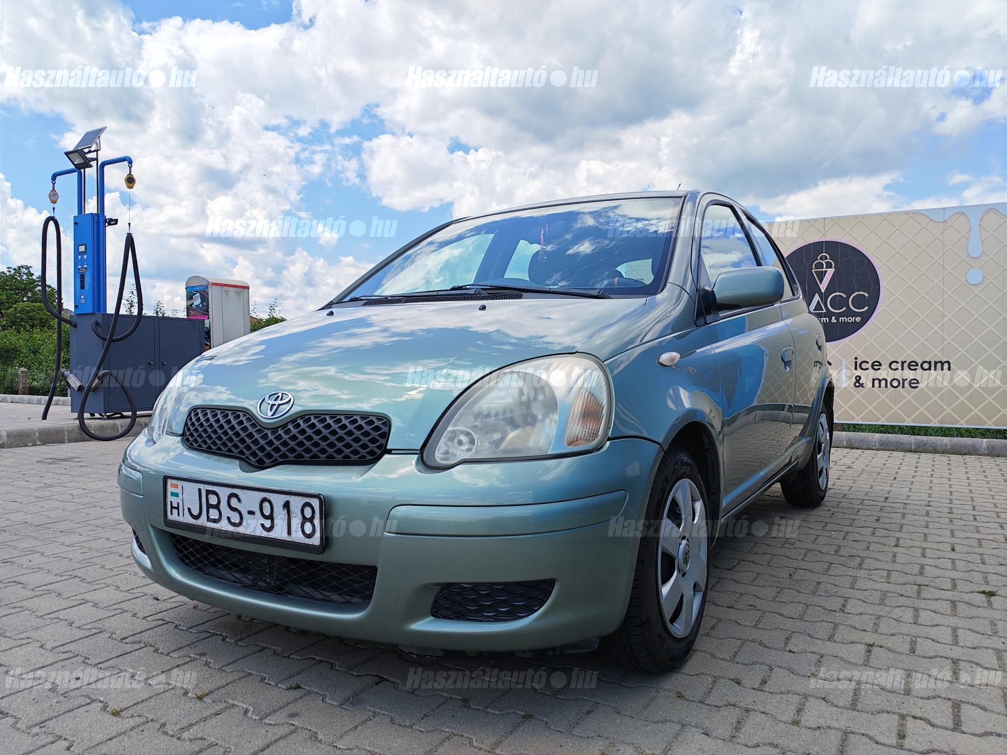 TOYOTA YARIS 2003/12 - 1
