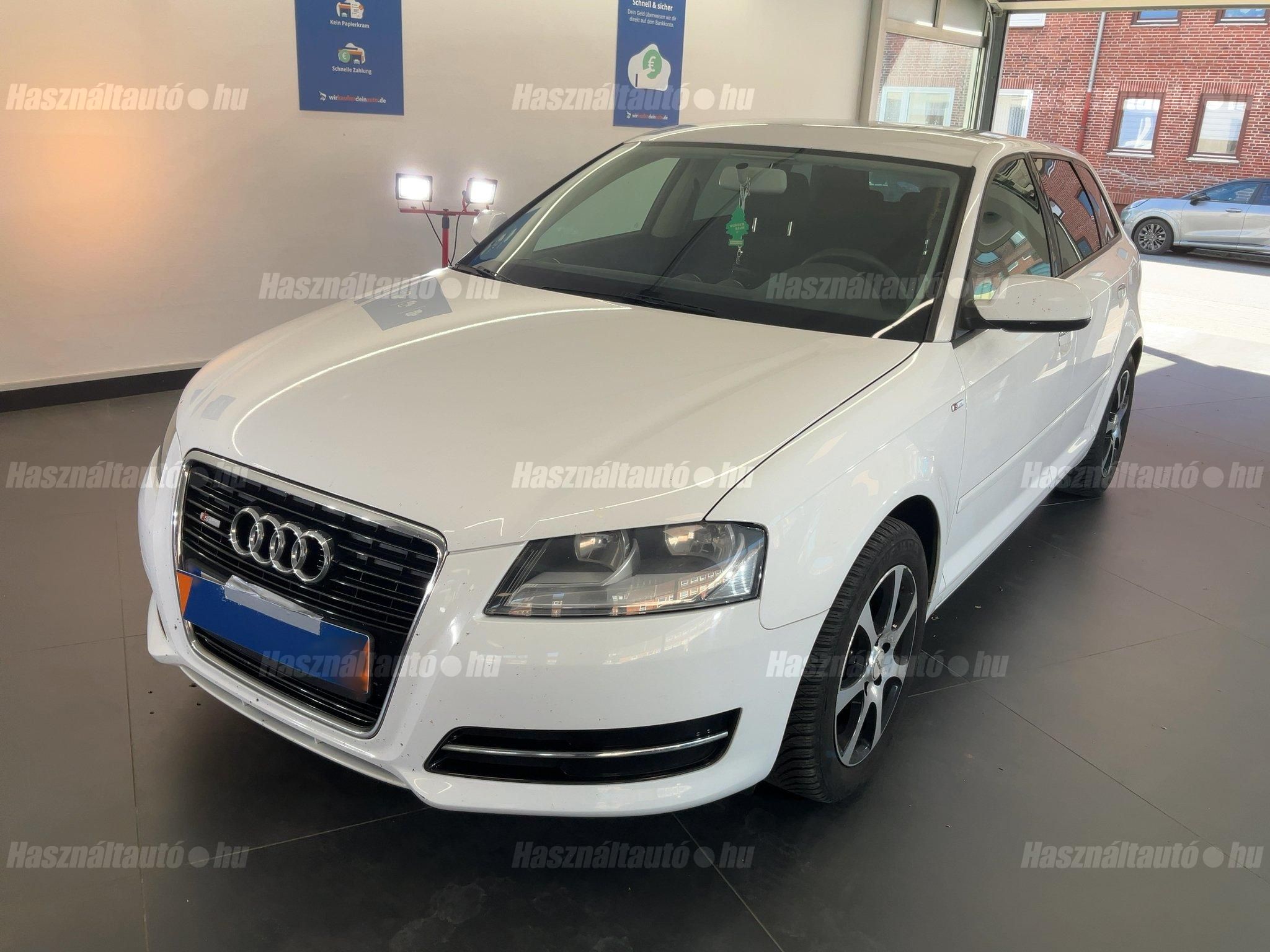 AUDI A3 2011 - 1