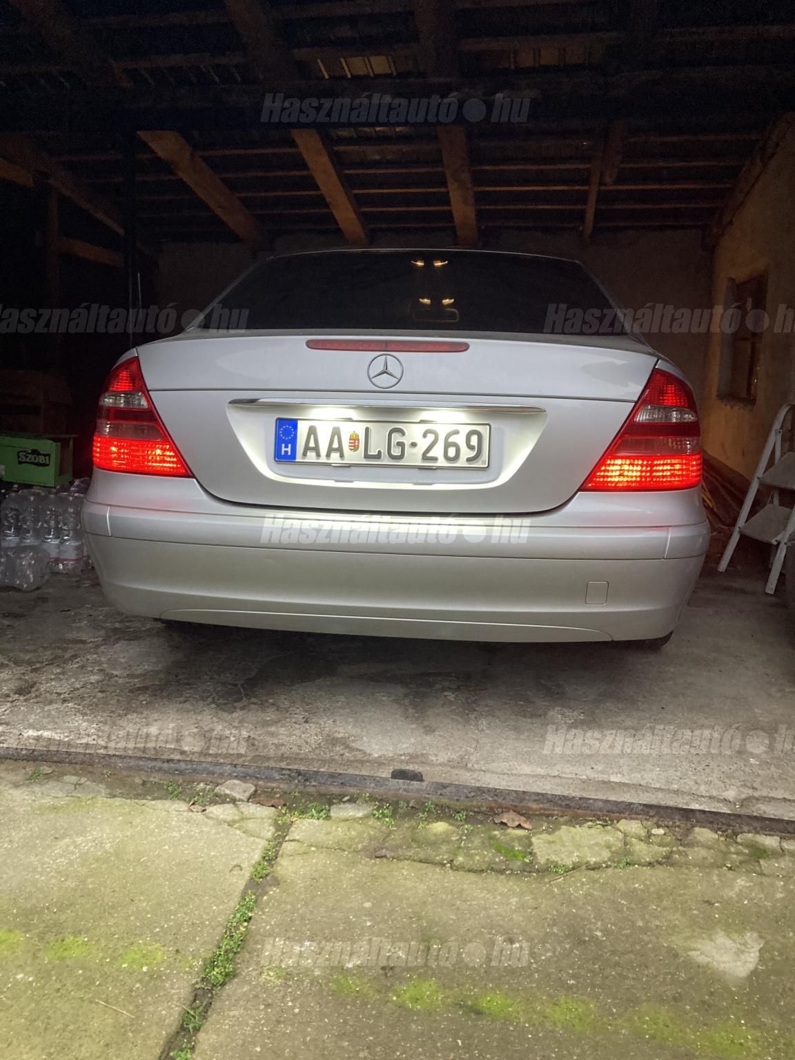 MERCEDES-BENZ E 200 2004/10 - 1