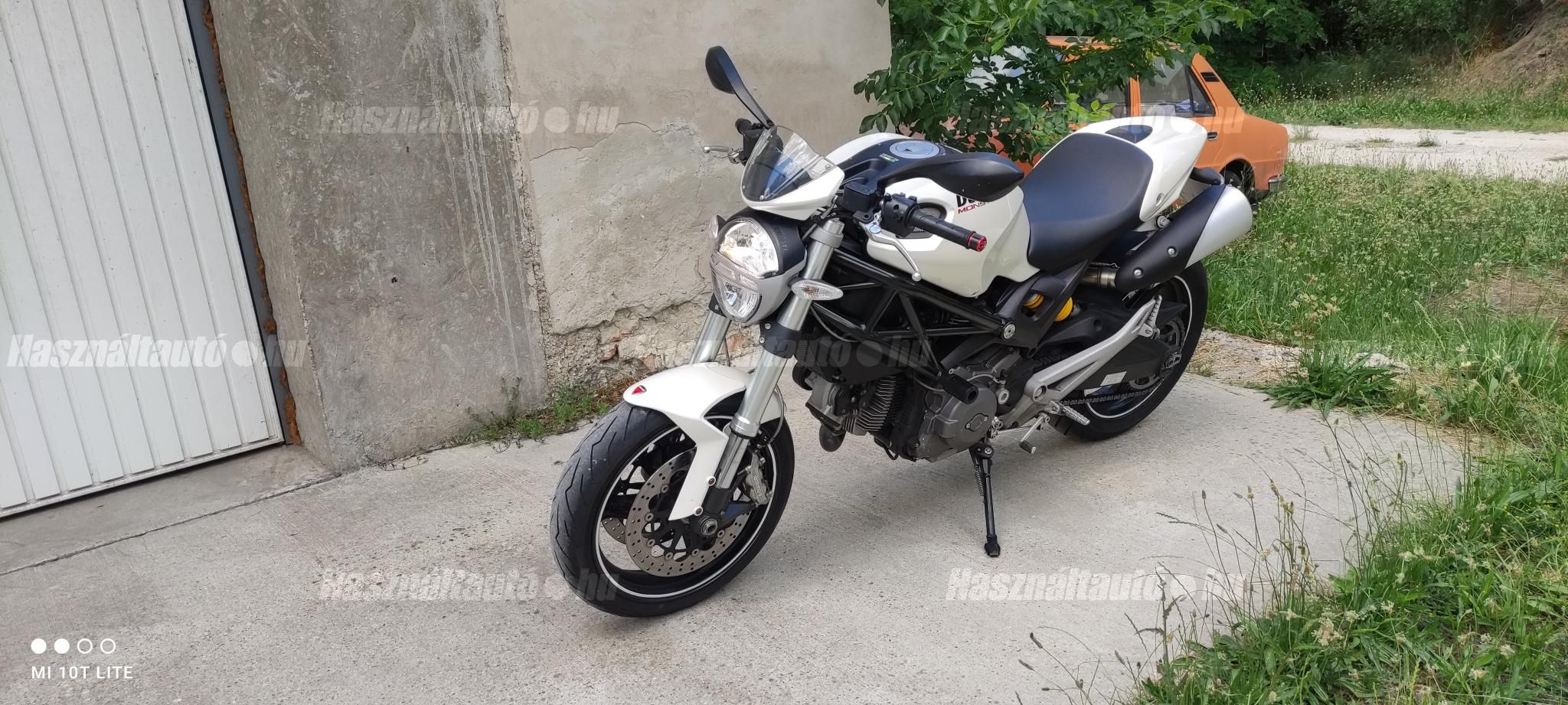 DUCATI MONSTER 696 2010/5 - 1